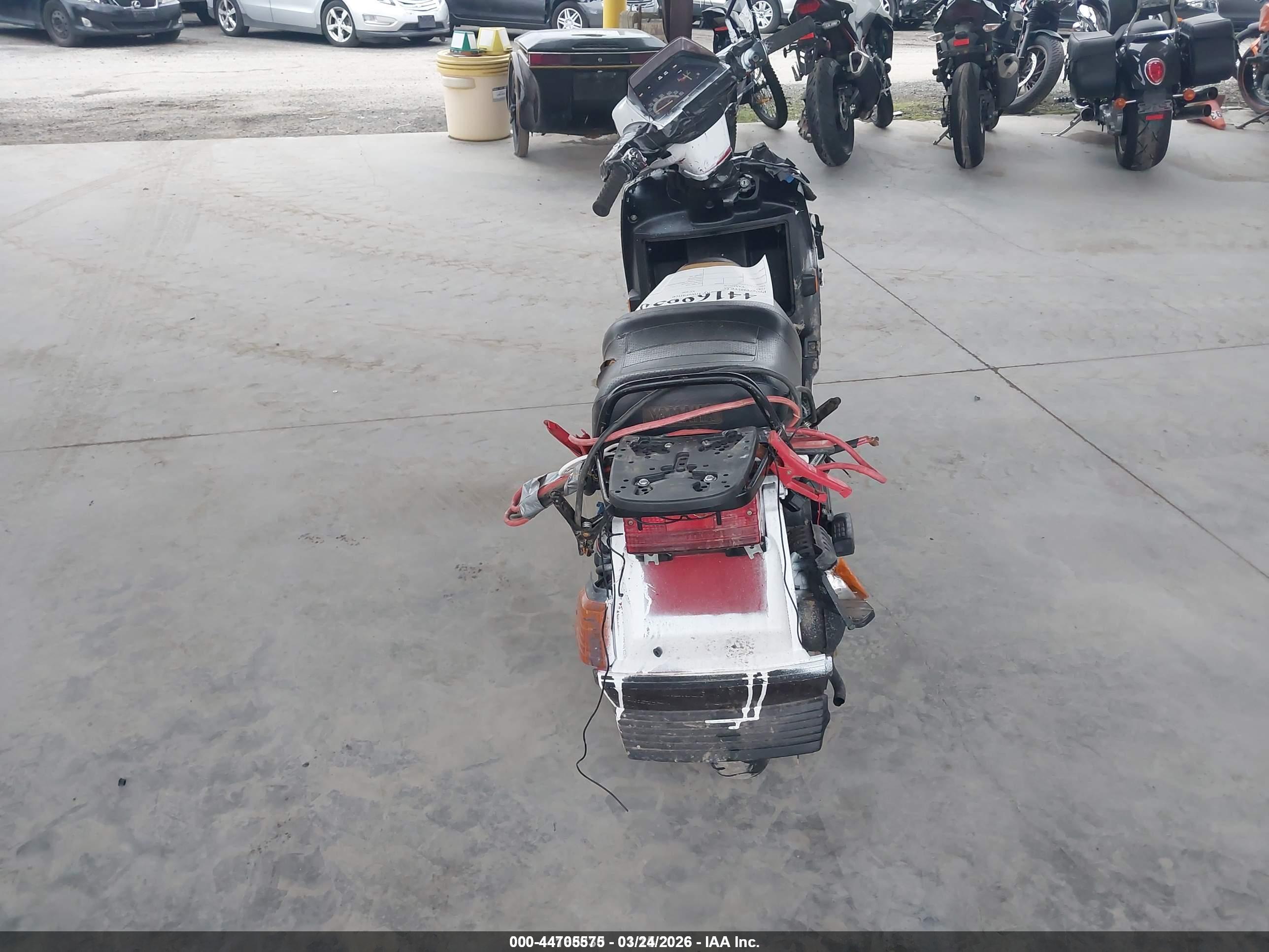 YAMAHA XC200 image 6