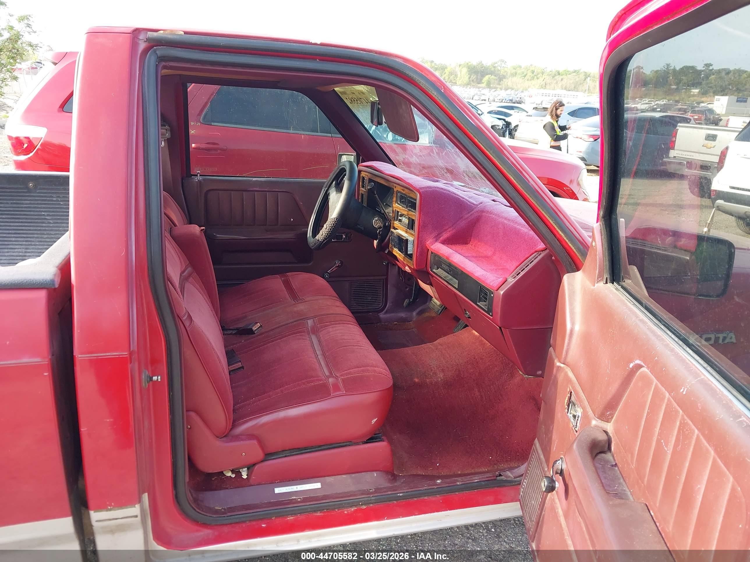 DODGE DAKOTA image 5
