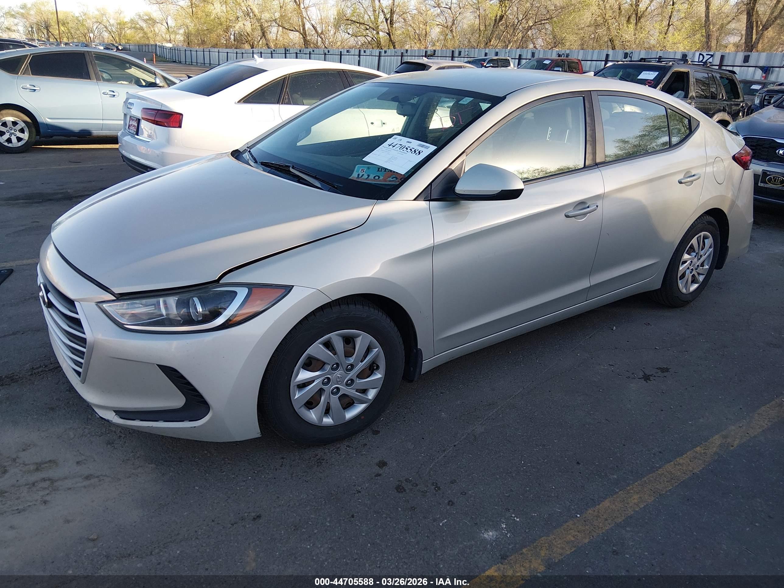 HYUNDAI ELANTRA image 2