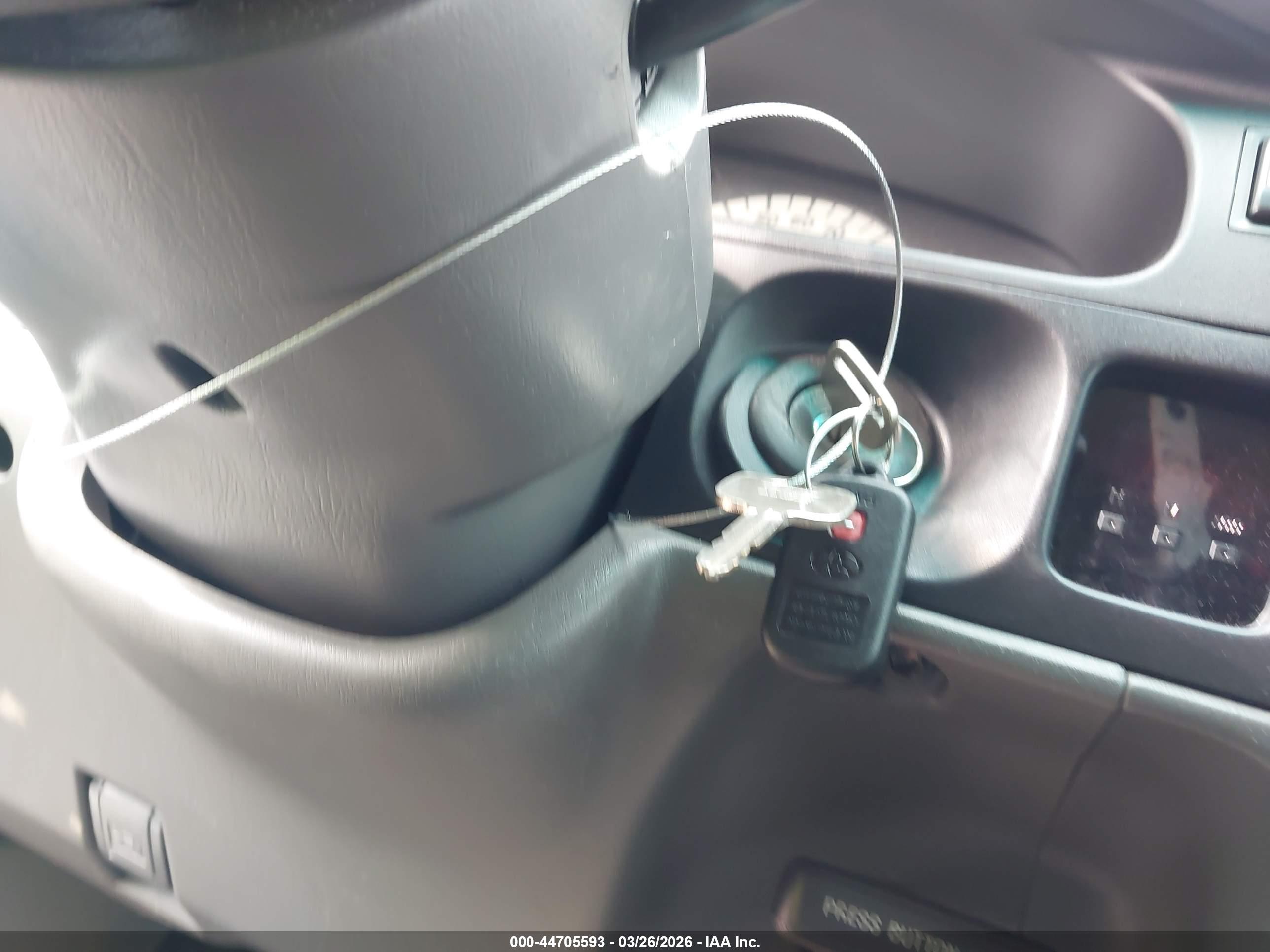 TOYOTA TACOMA image 11