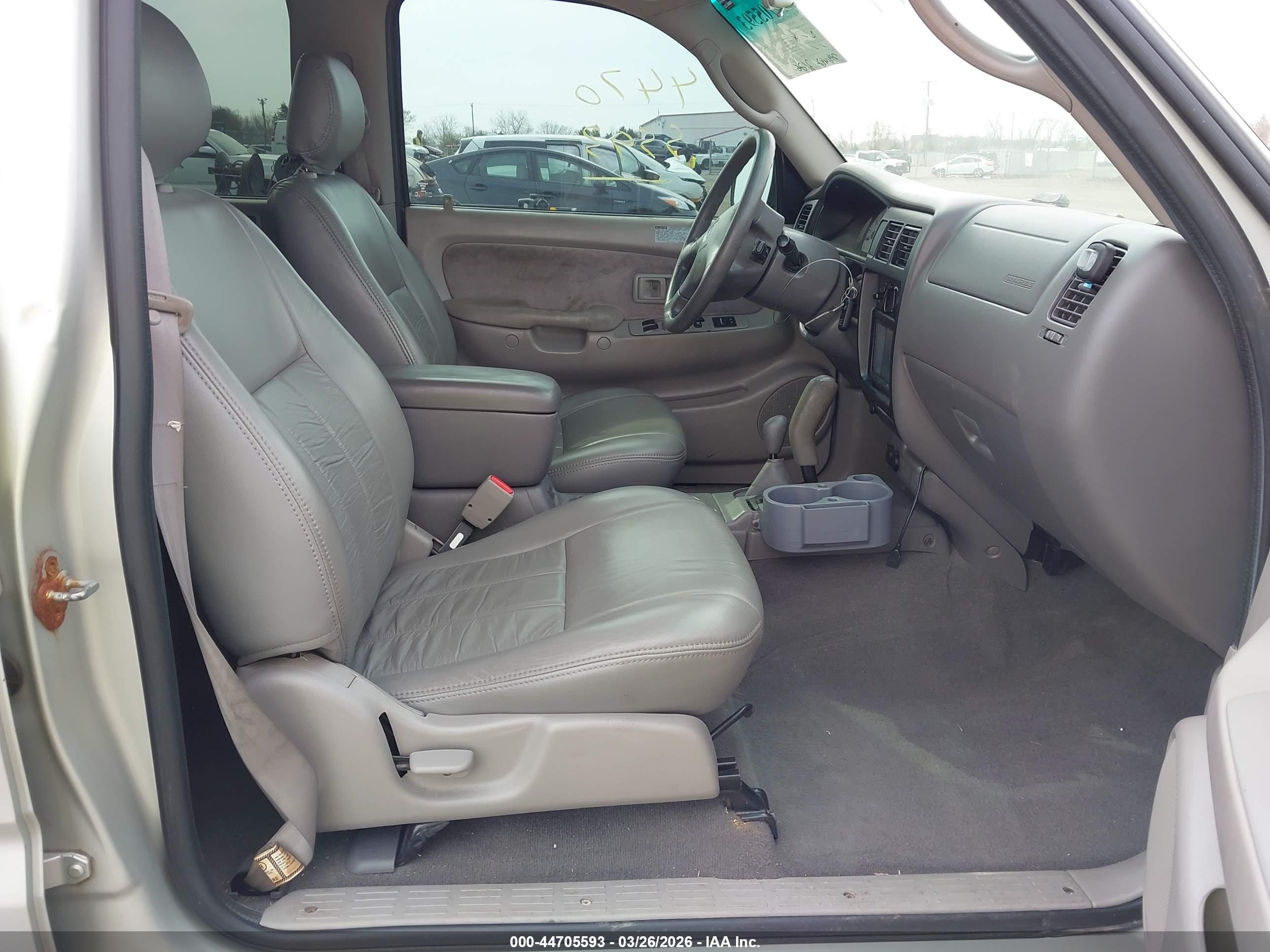 TOYOTA TACOMA image 5