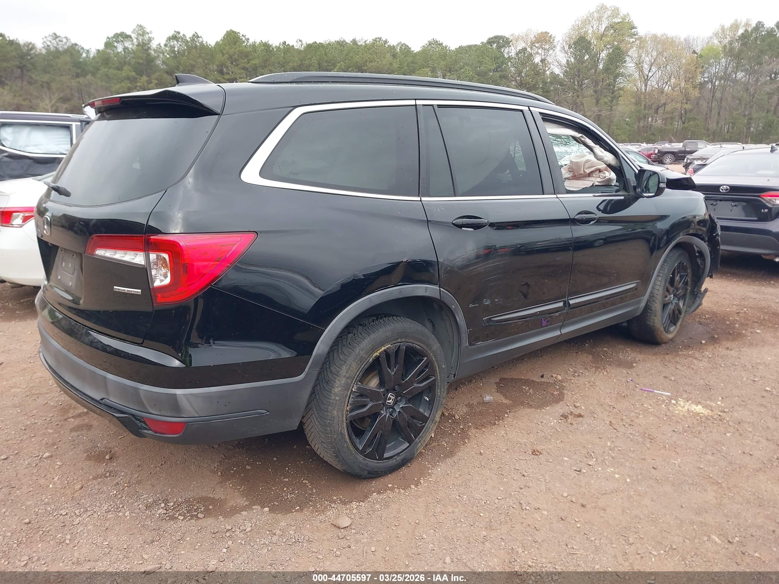 HONDA PILOT image 4