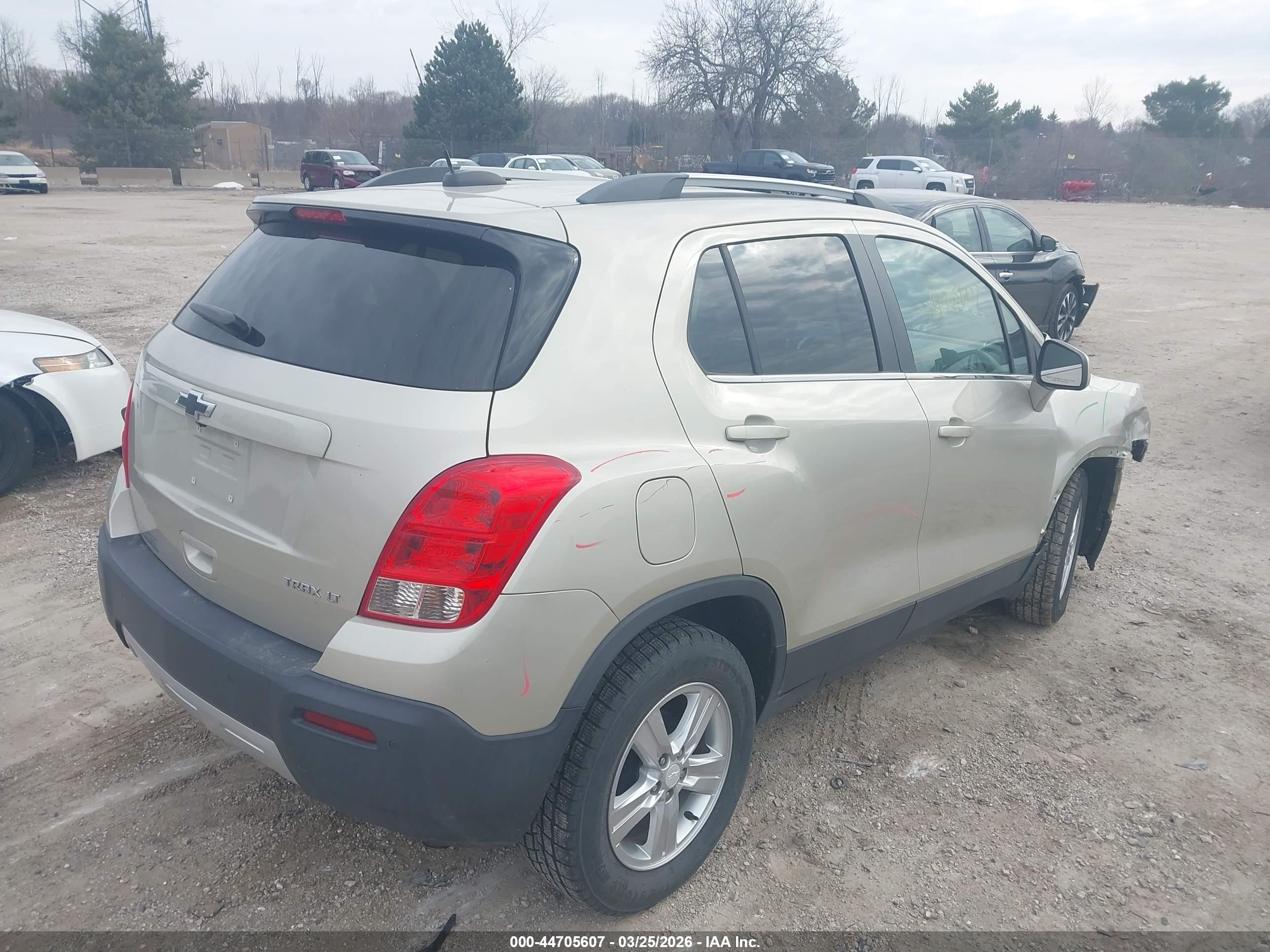 CHEVROLET TRAX image 4