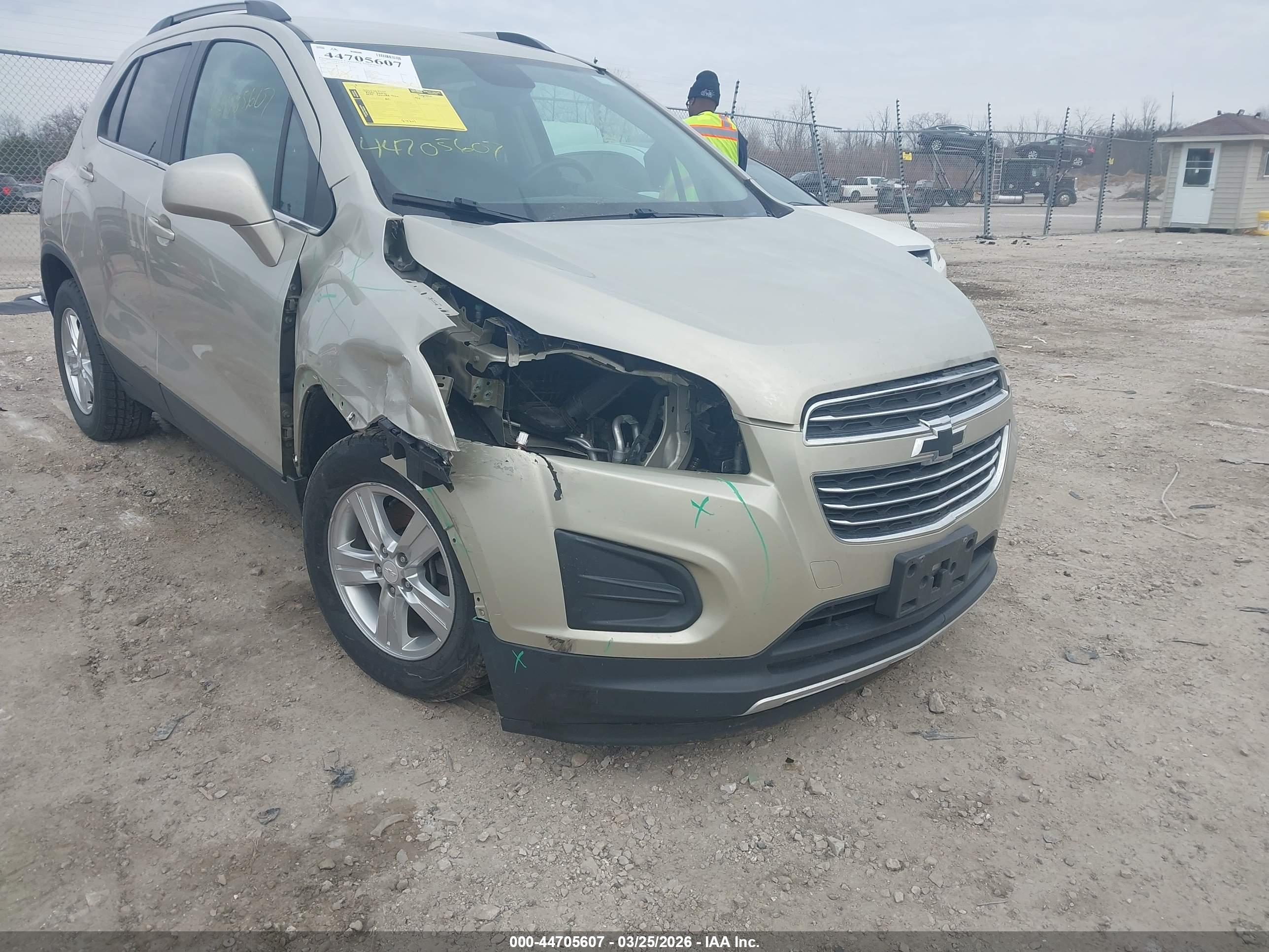 CHEVROLET TRAX image 6