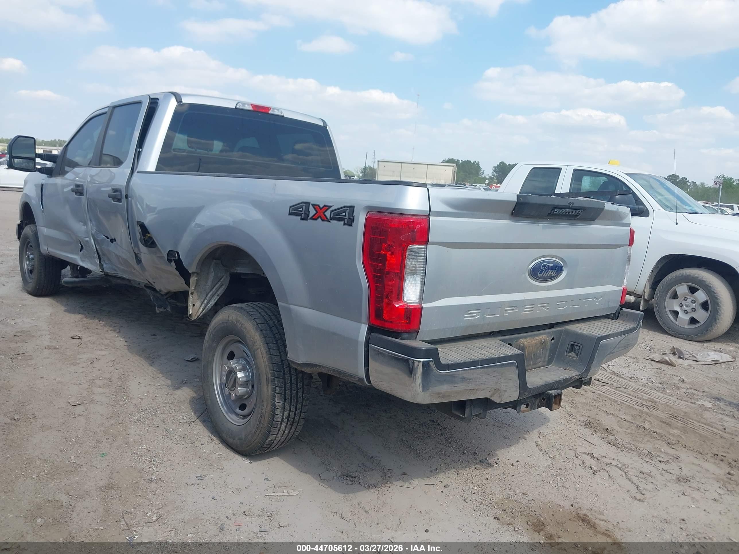 FORD F-350 image 3