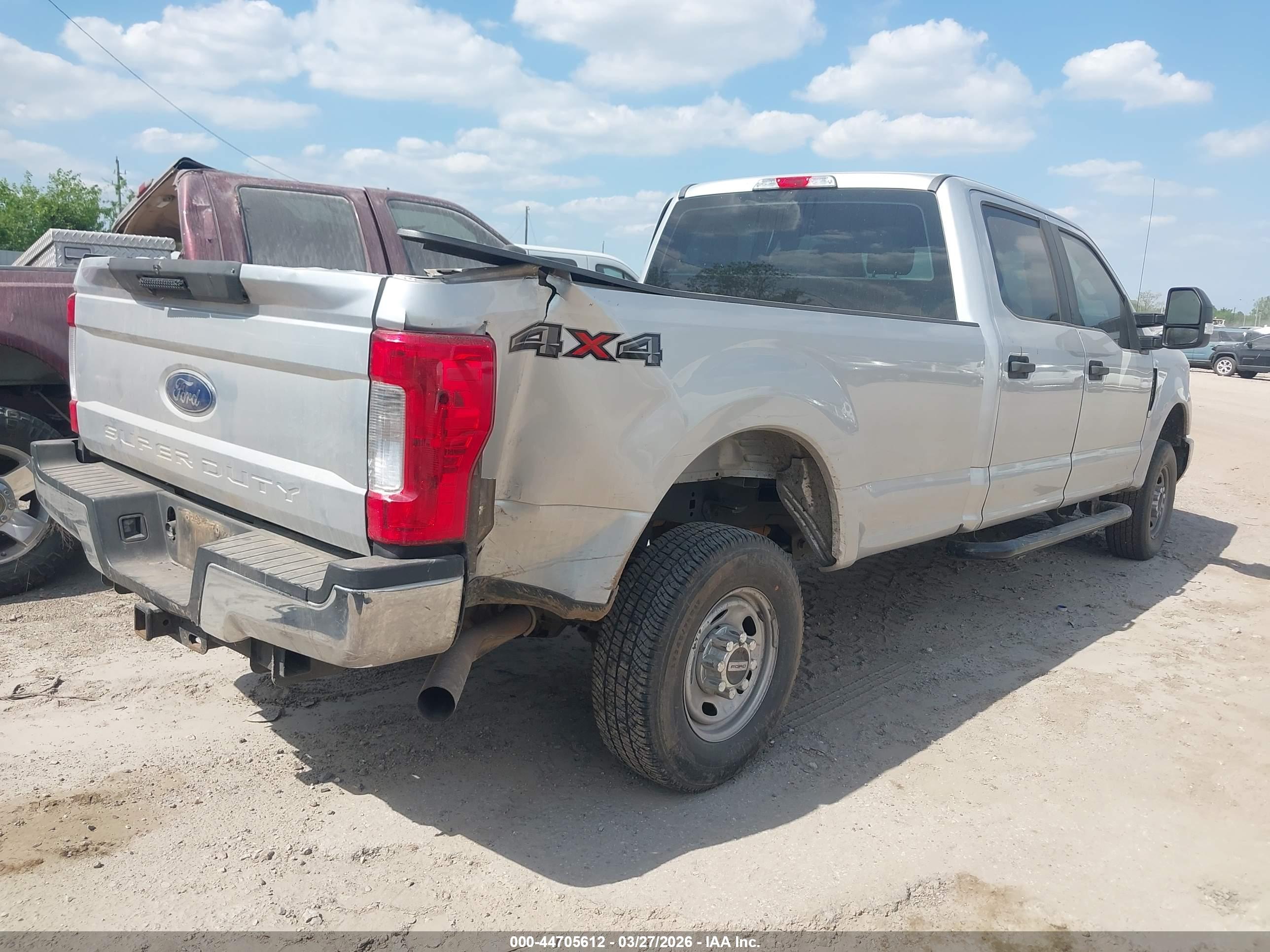 FORD F-350 image 4