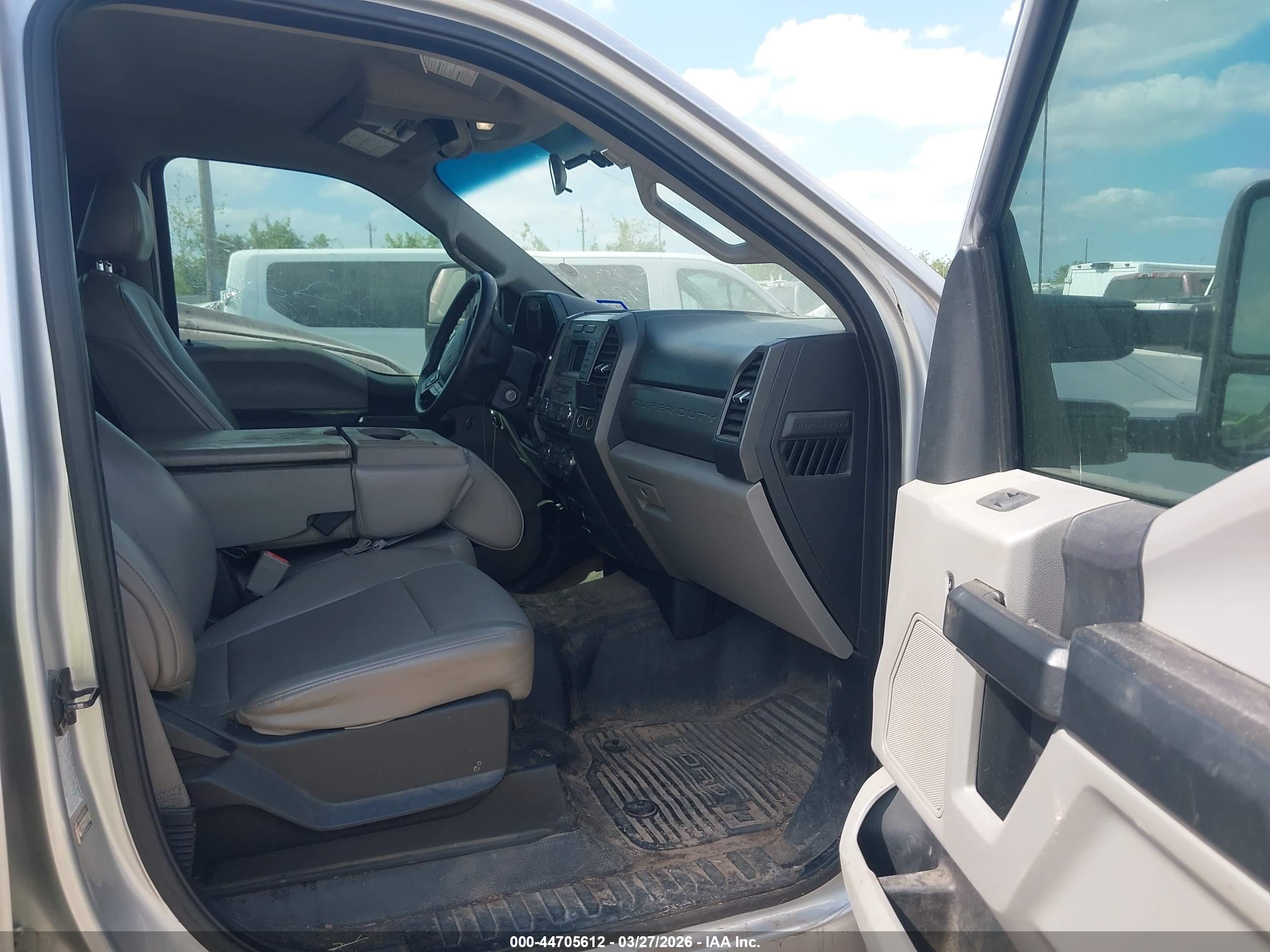FORD F-350 image 5