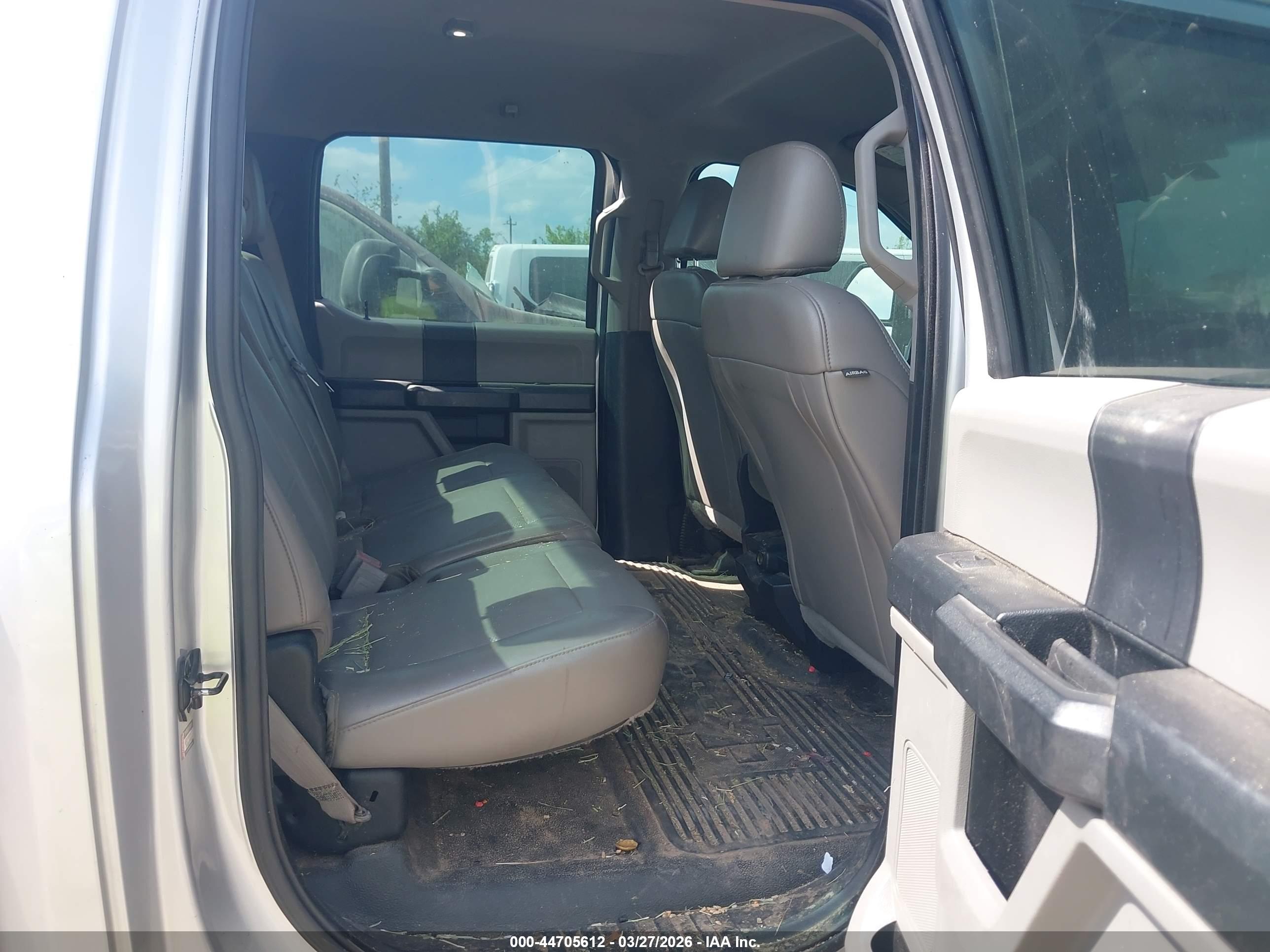 FORD F-350 image 8