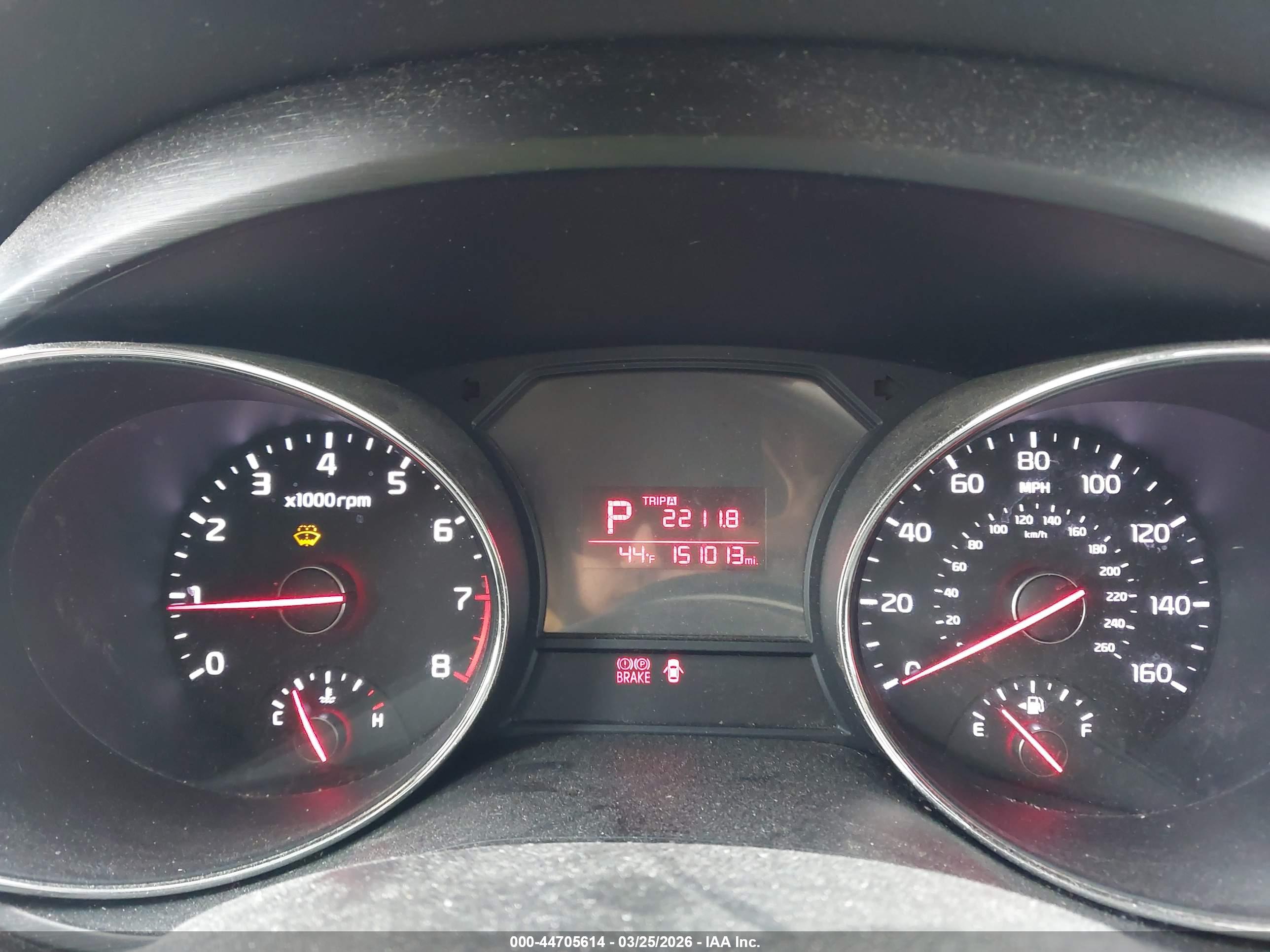 KIA SEDONA image 7