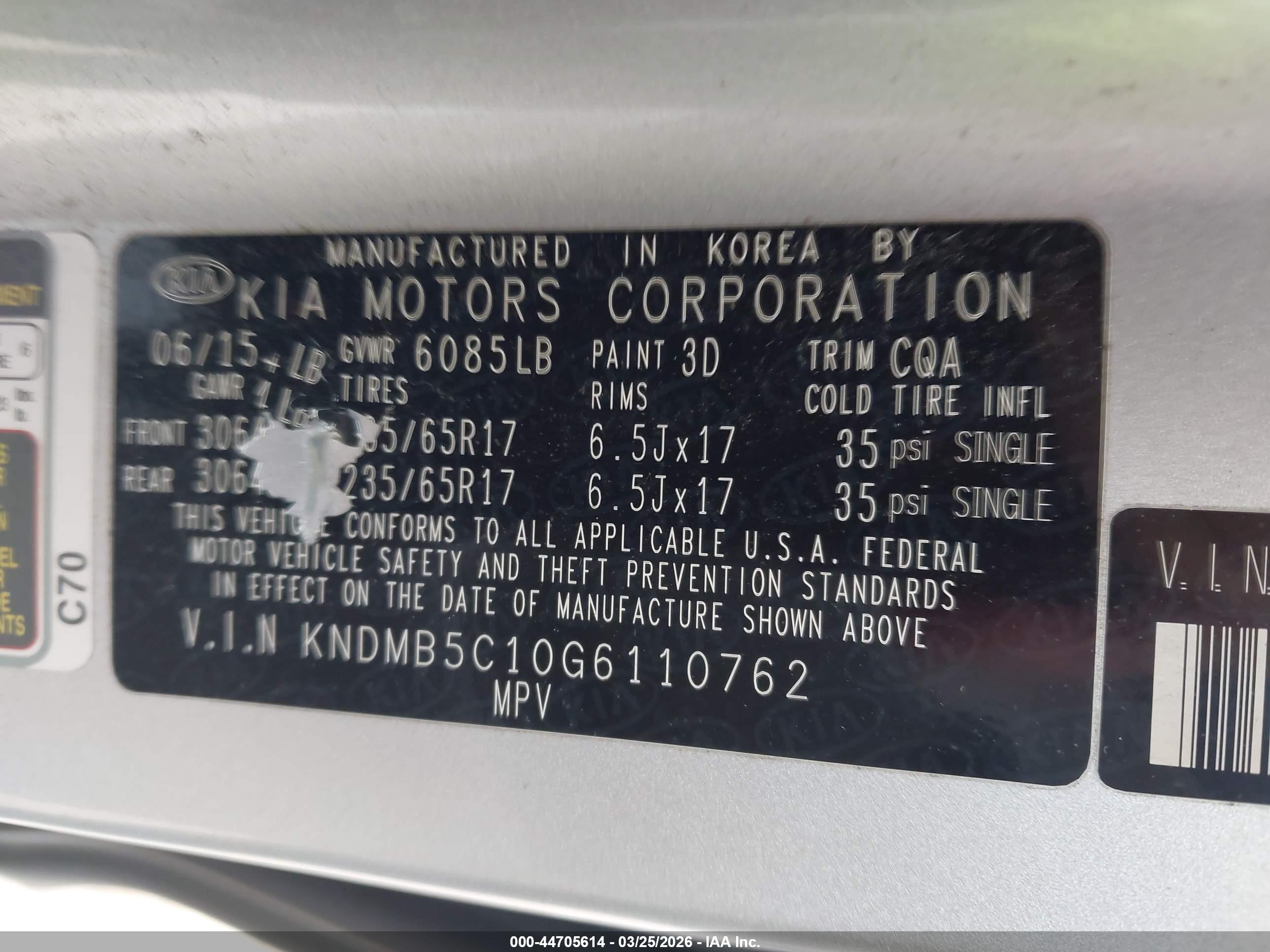KIA SEDONA image 9