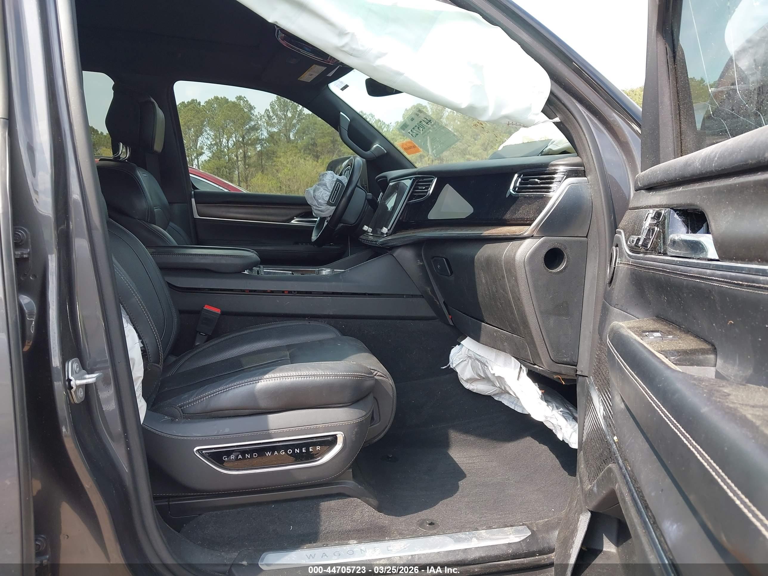 JEEP GRAND image 5