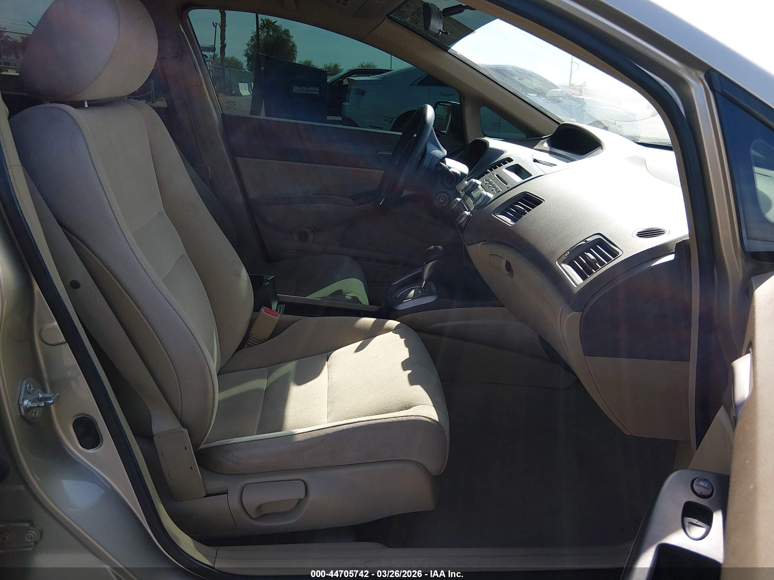 HONDA CIVIC image 5