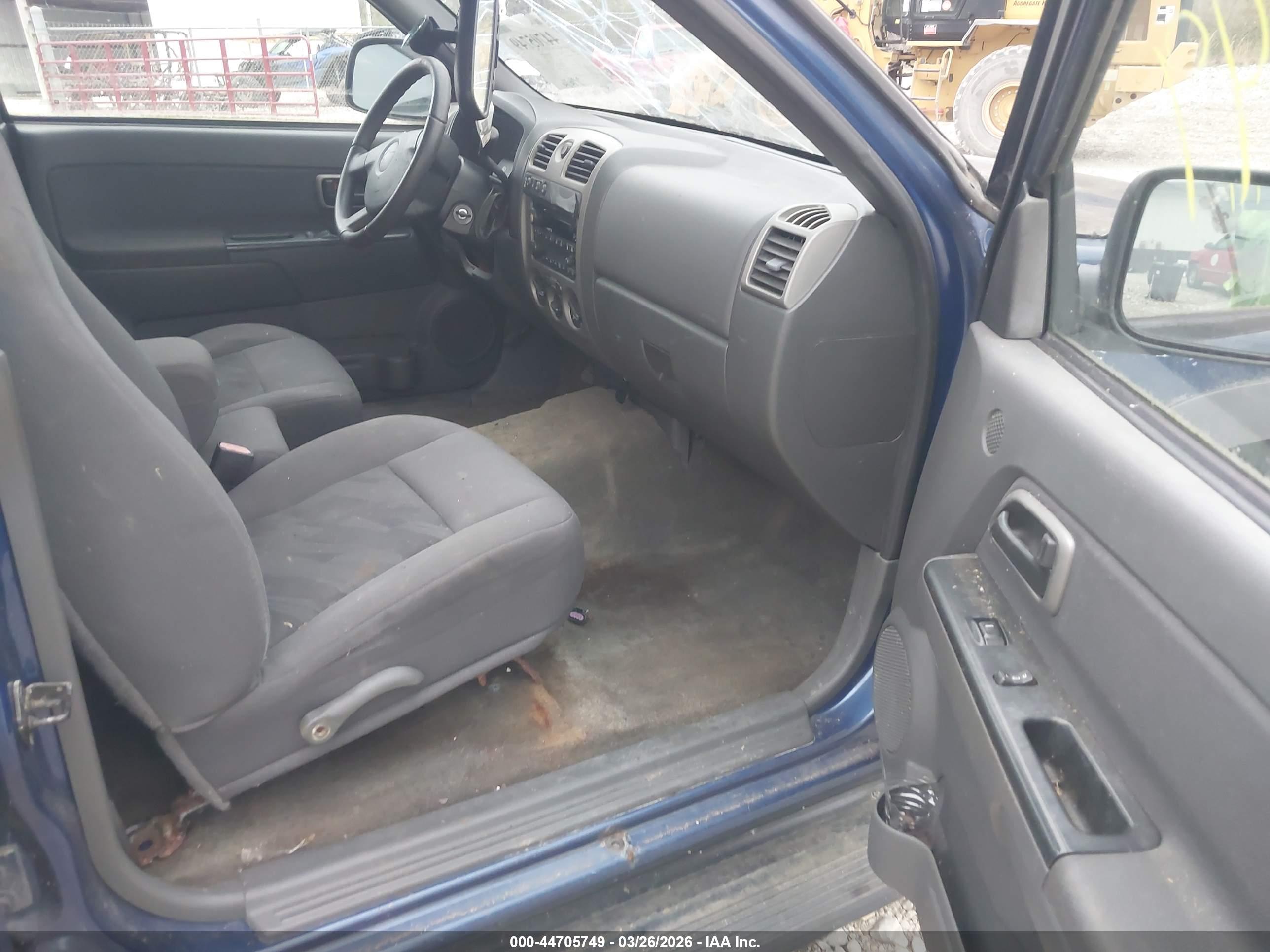 CHEVROLET COLORADO image 5
