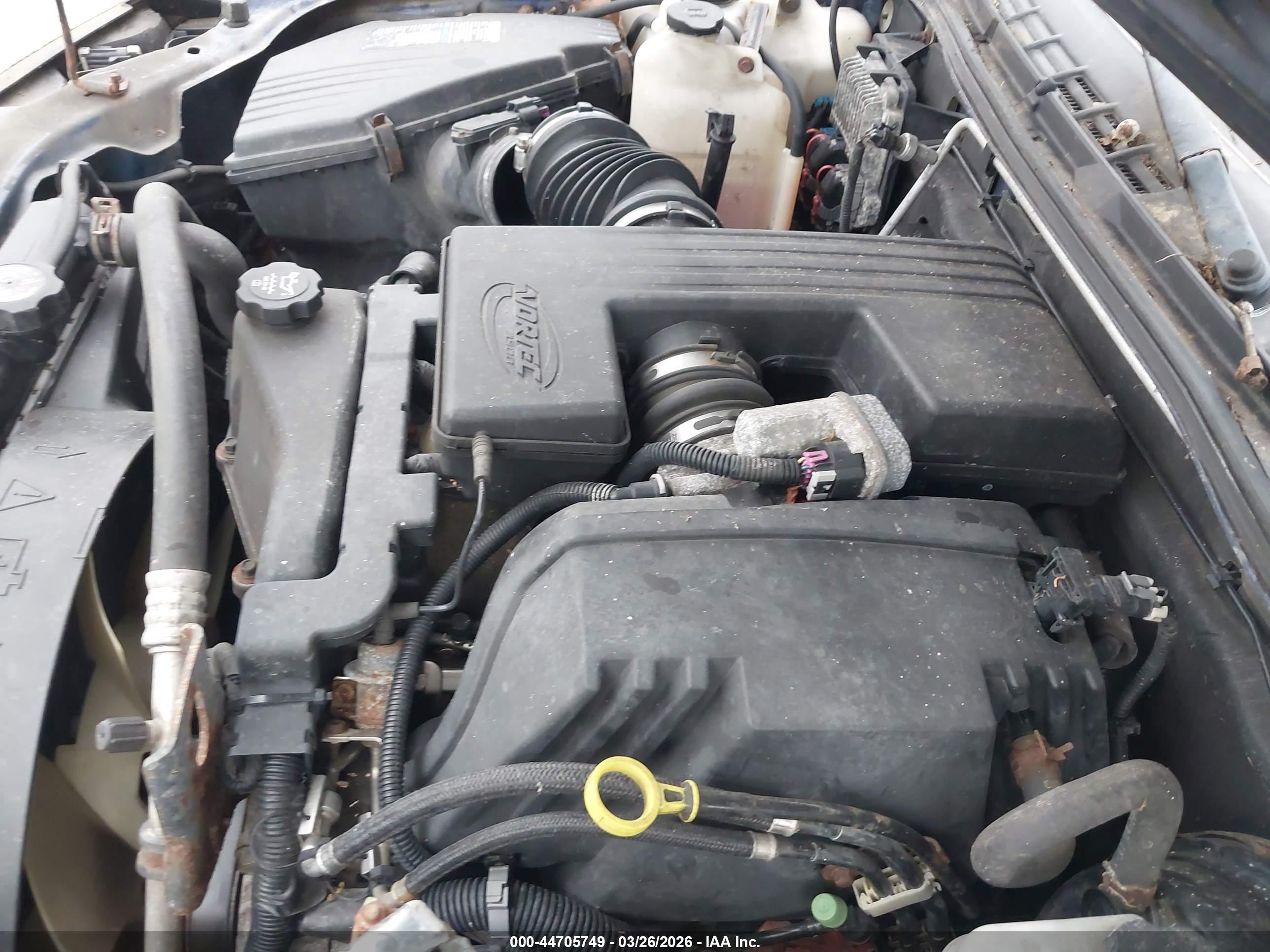 CHEVROLET COLORADO image 6
