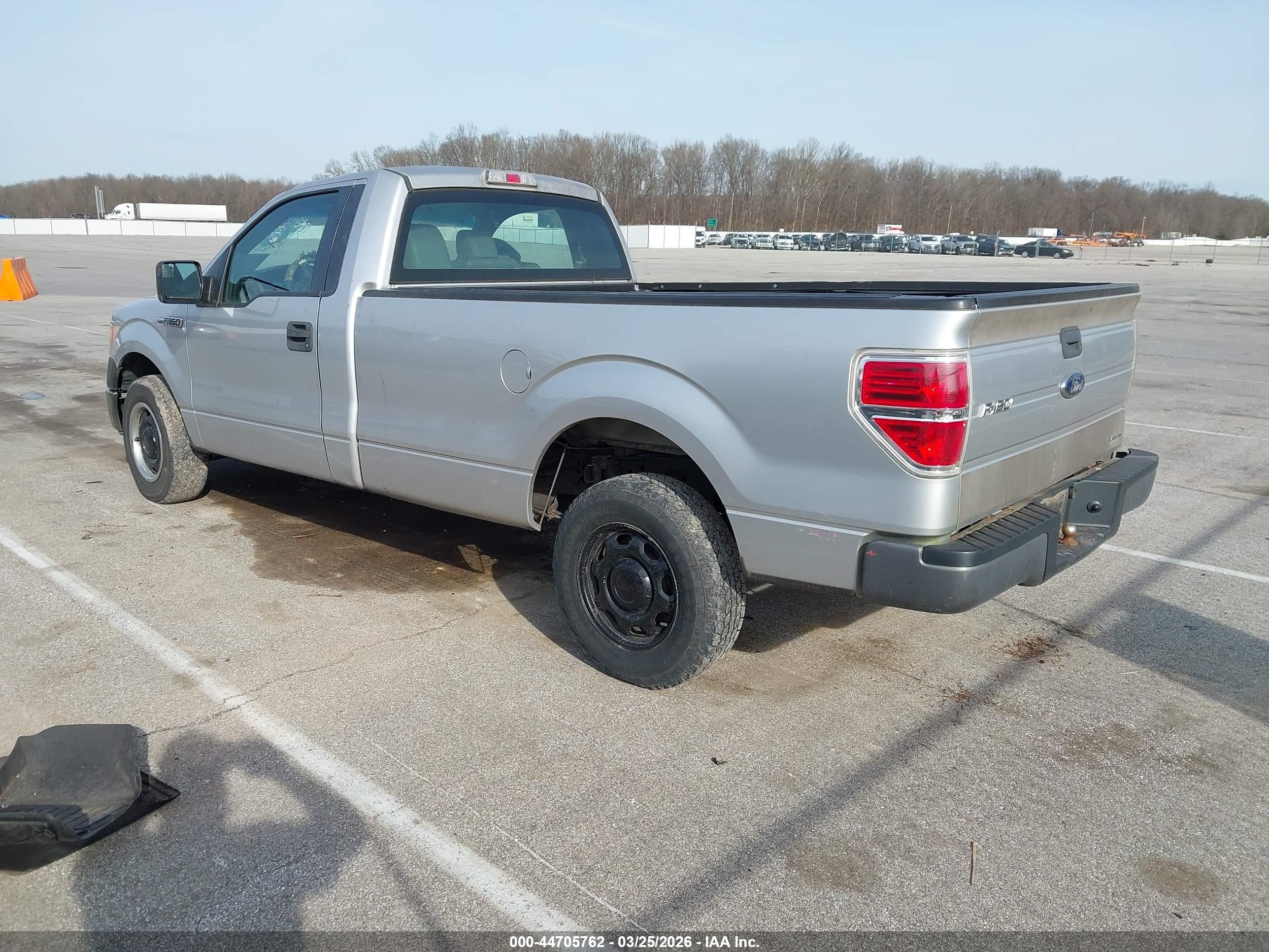 FORD F-150 image 3