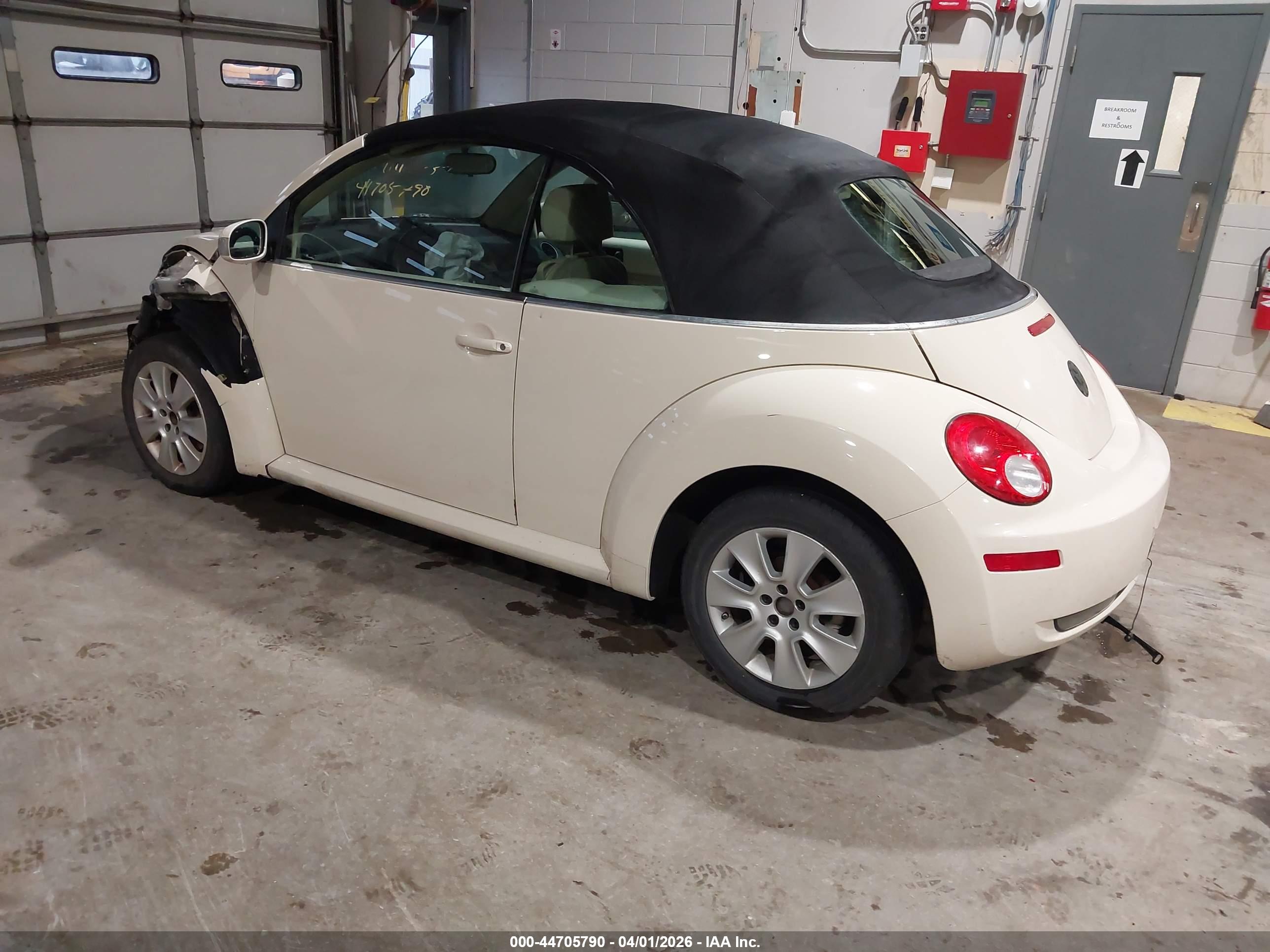 VOLKSWAGEN NEW image 3