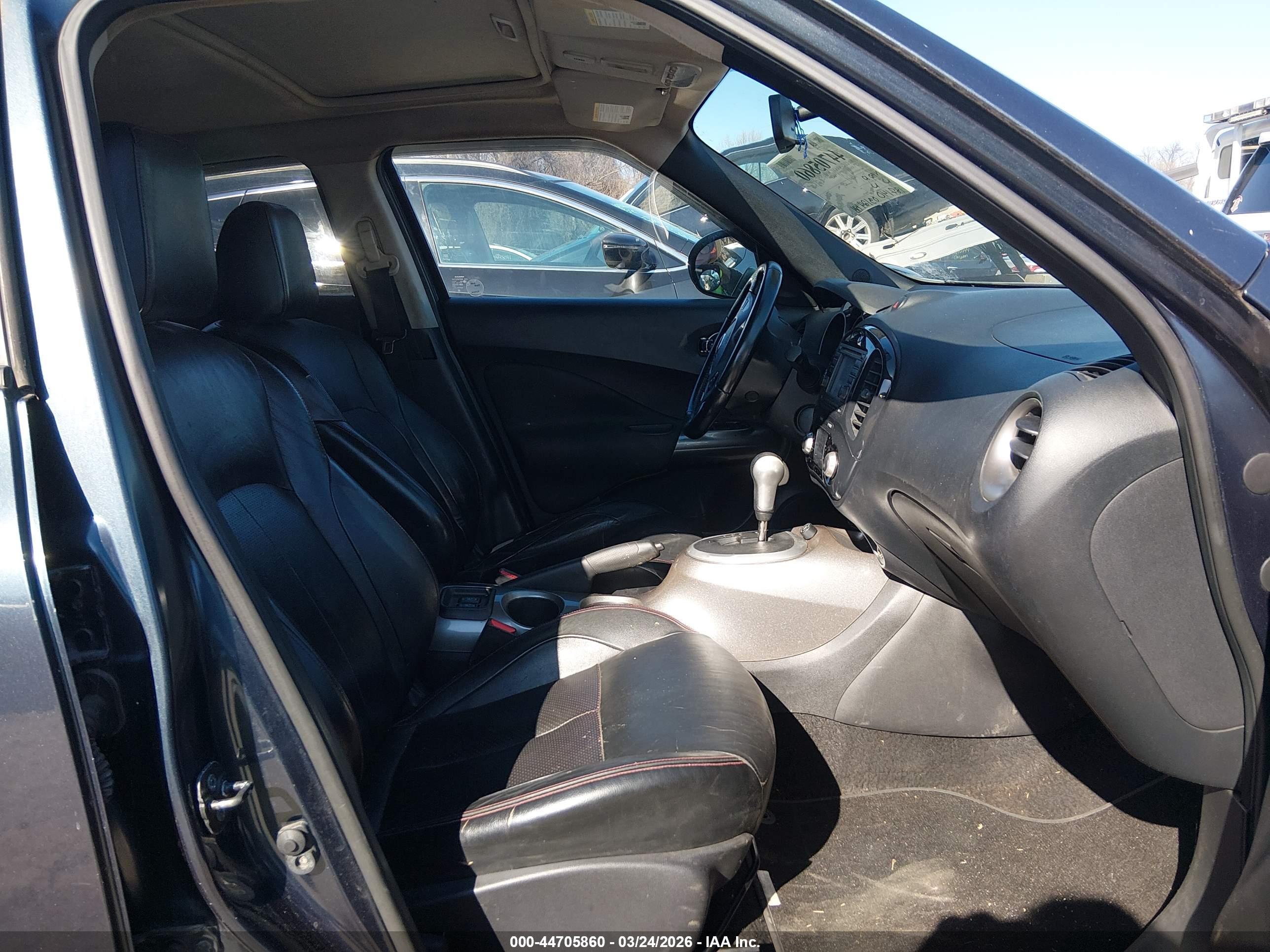 NISSAN JUKE image 5