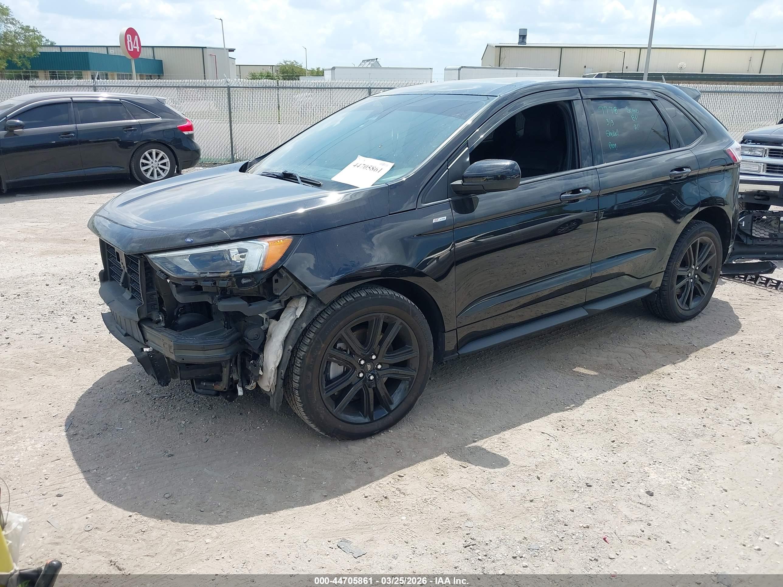 FORD EDGE image 2