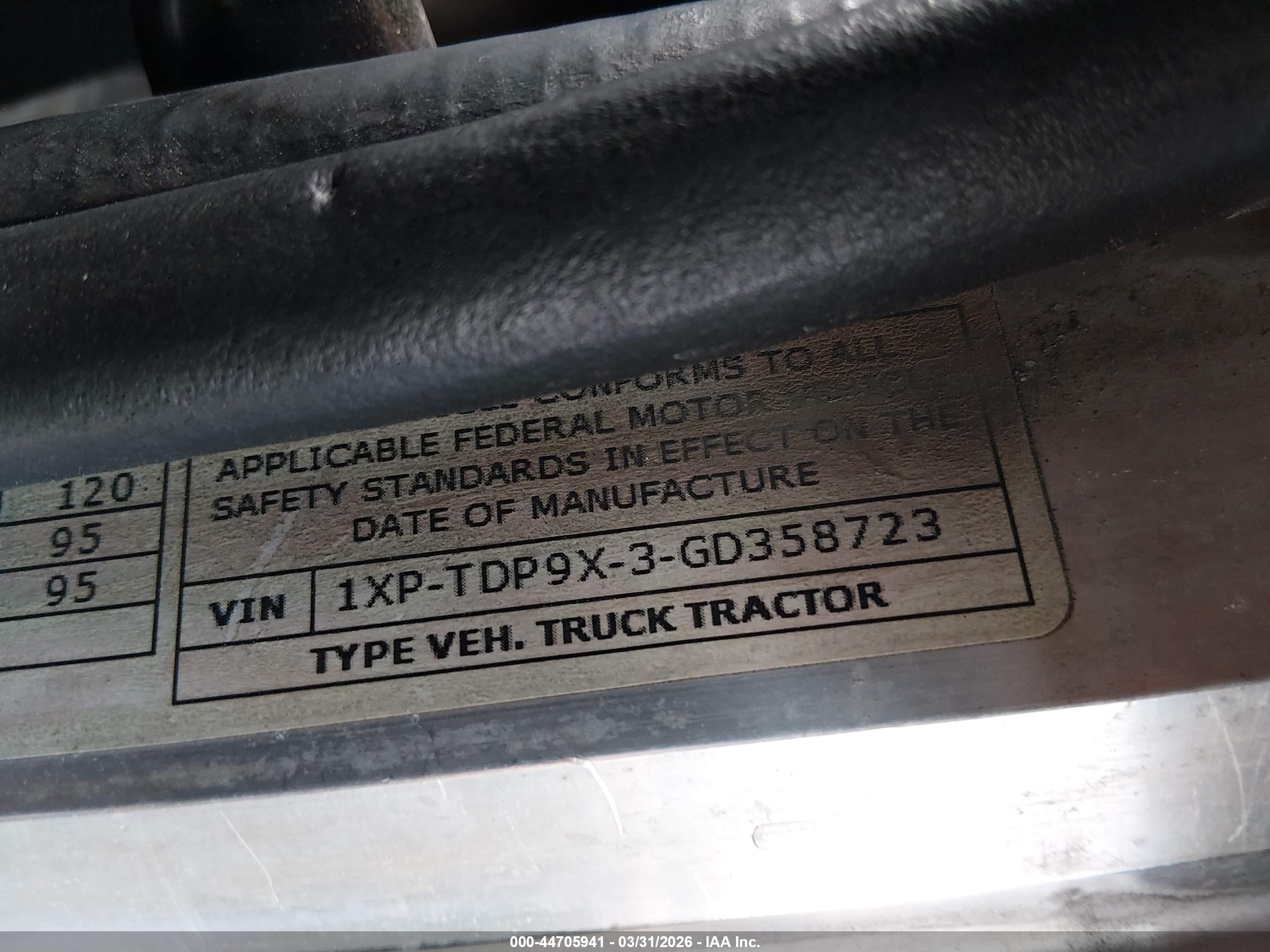 PETERBILT 367 image 9