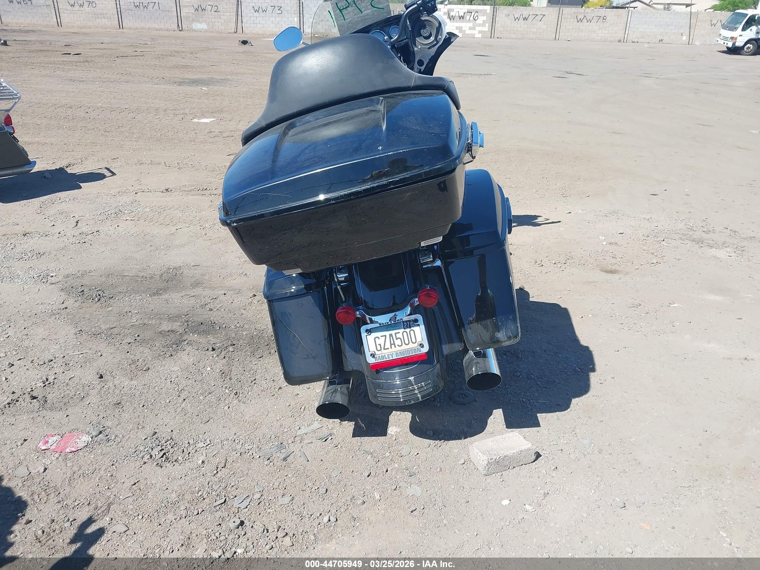 HARLEY-DAVIDSON FLHXS image 6