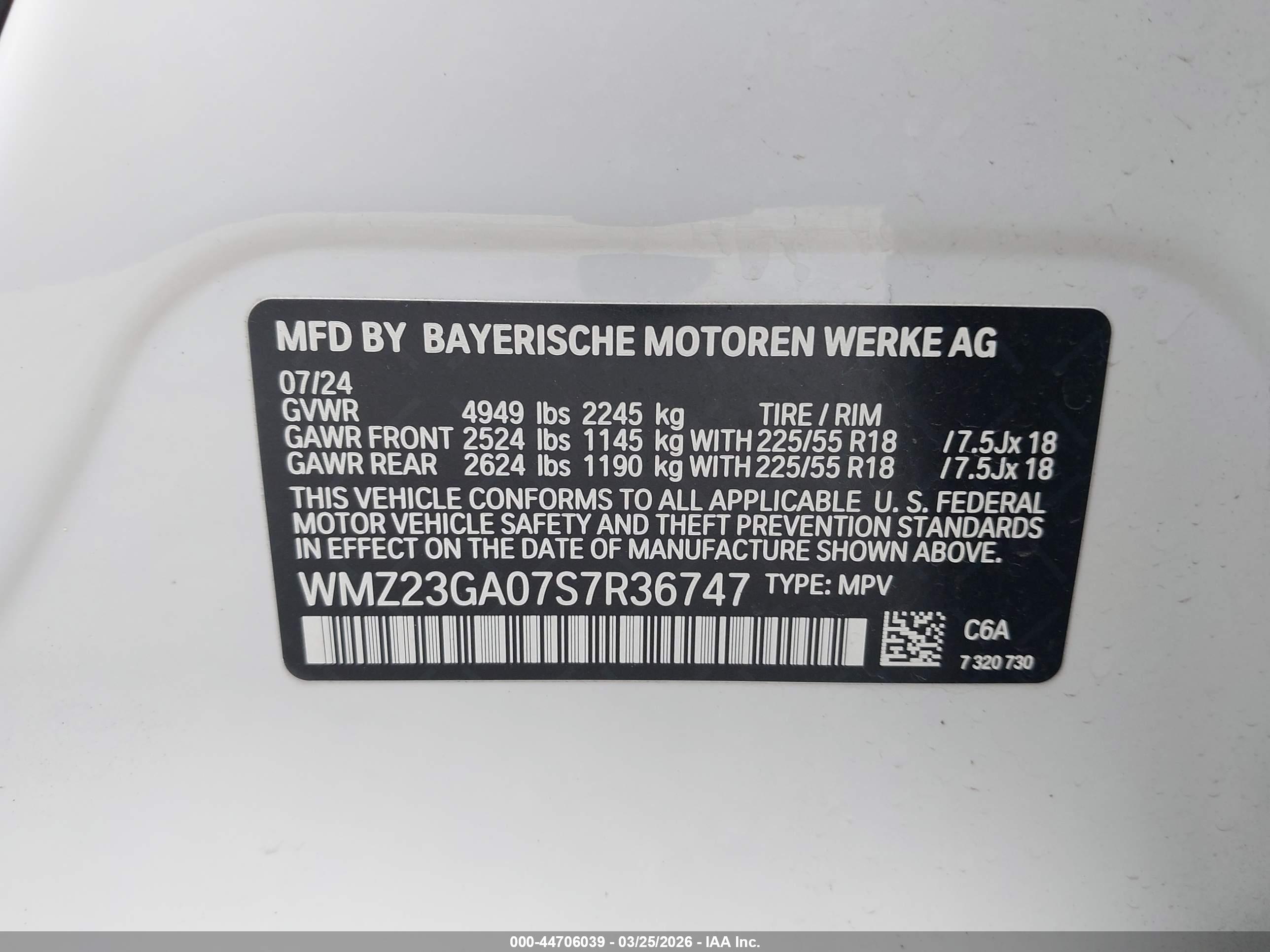 MINI COUNTRYMAN image 9