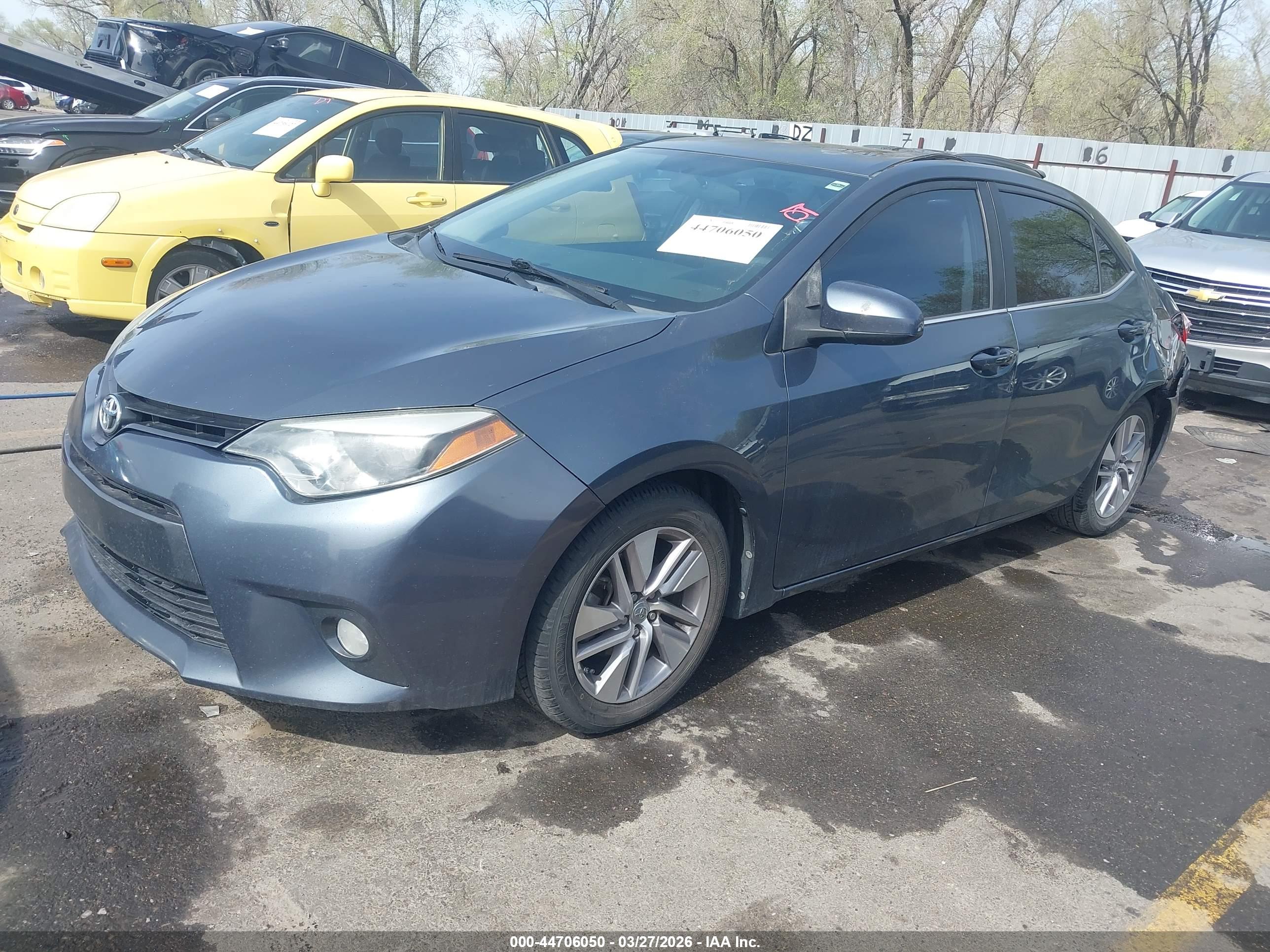TOYOTA COROLLA image 2