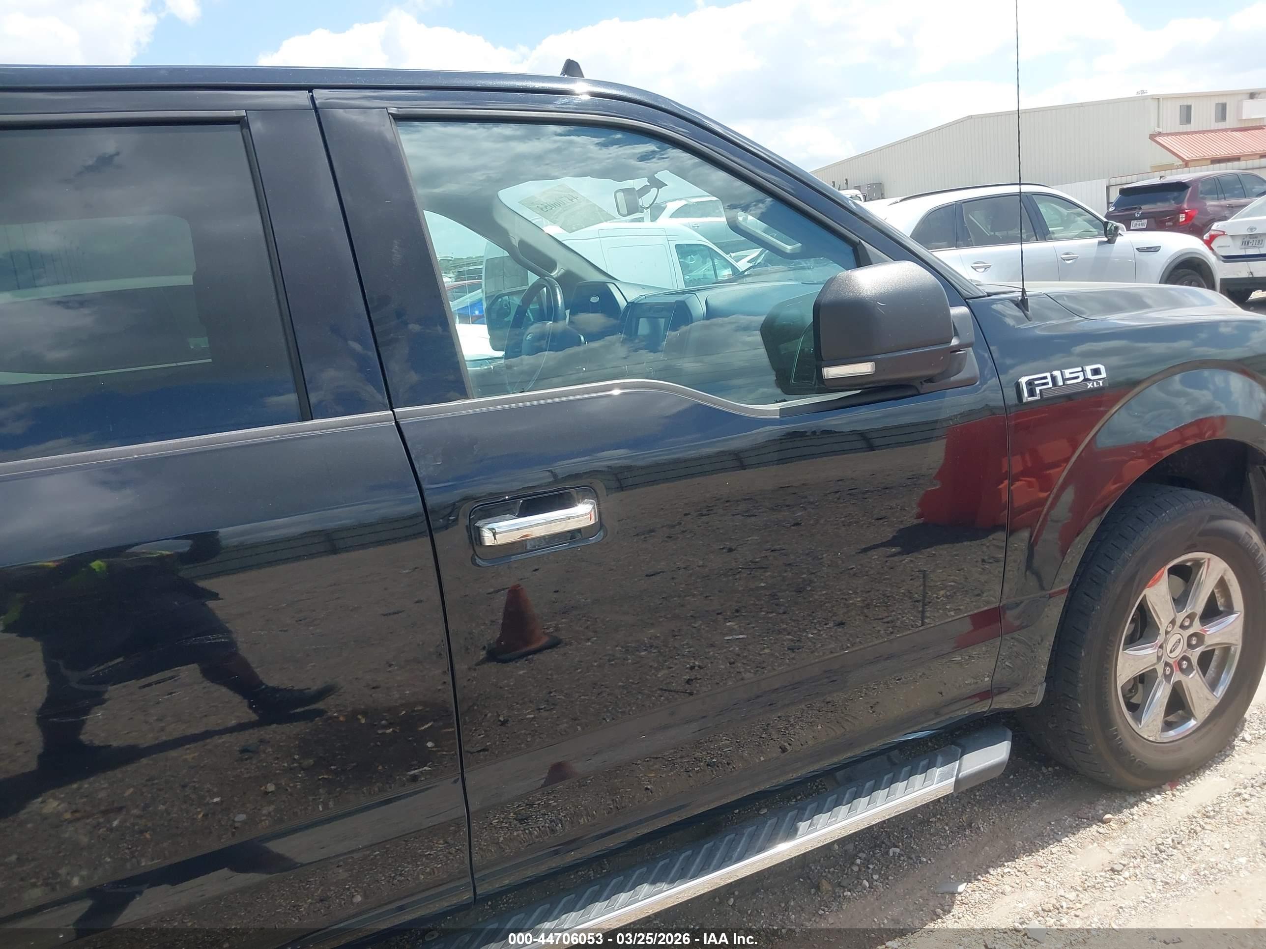 FORD F-150 image 6