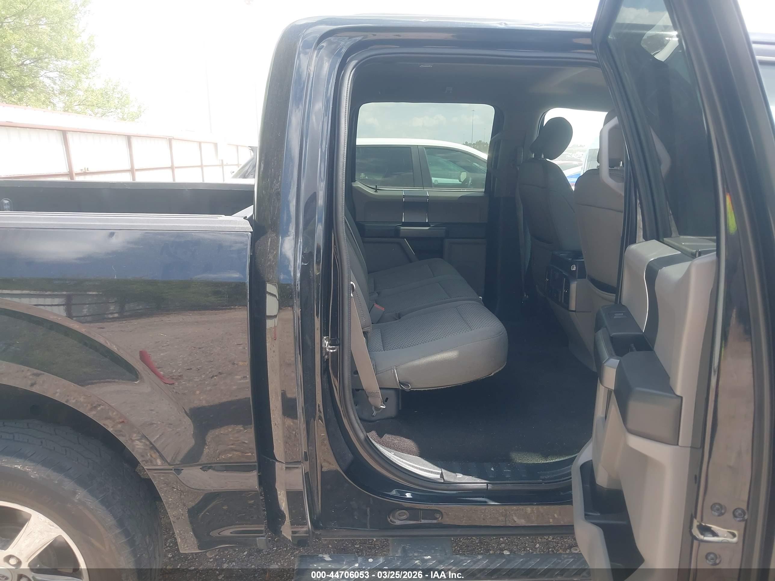 FORD F-150 image 8