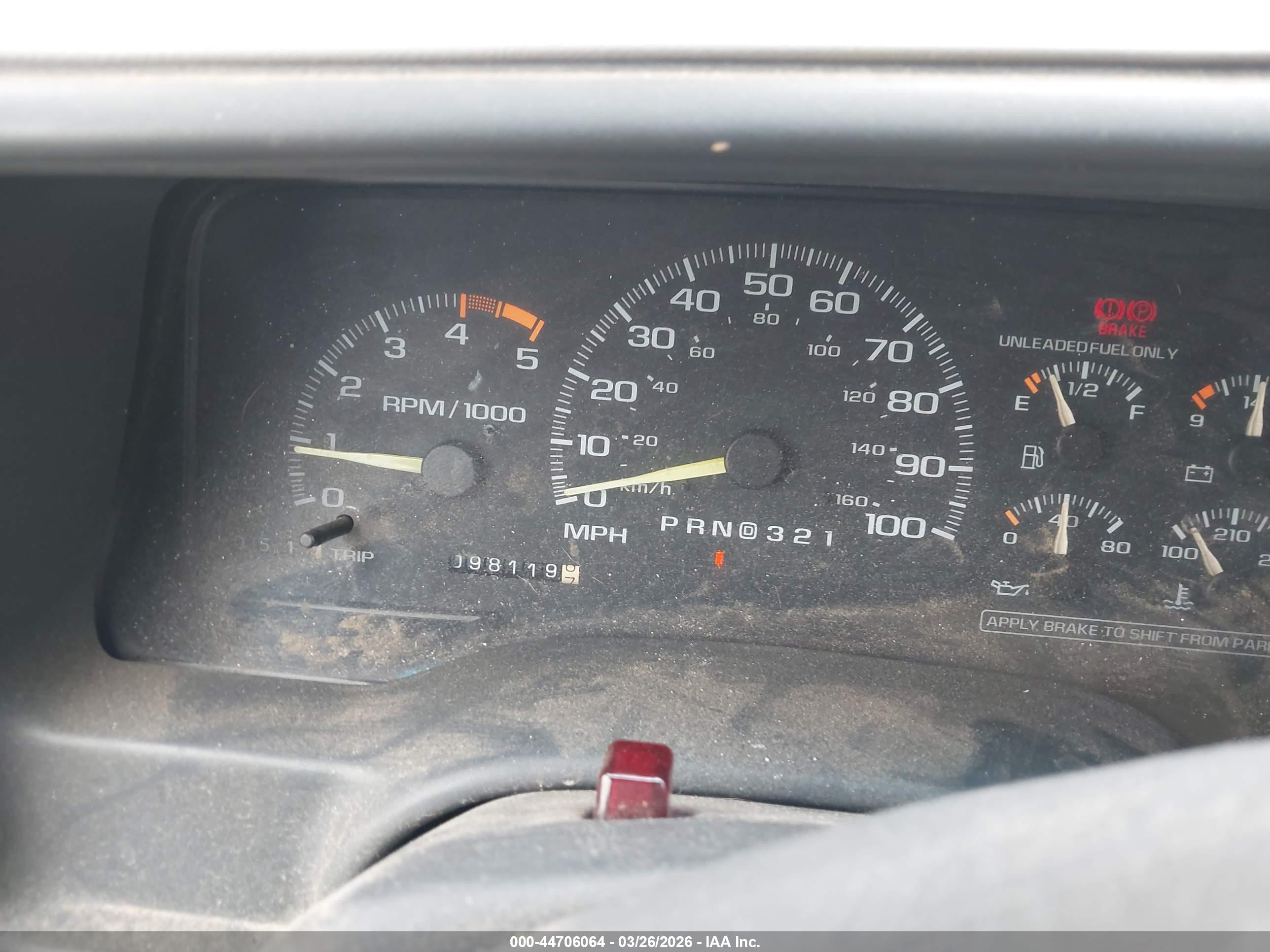CHEVROLET GMT-400 image 7
