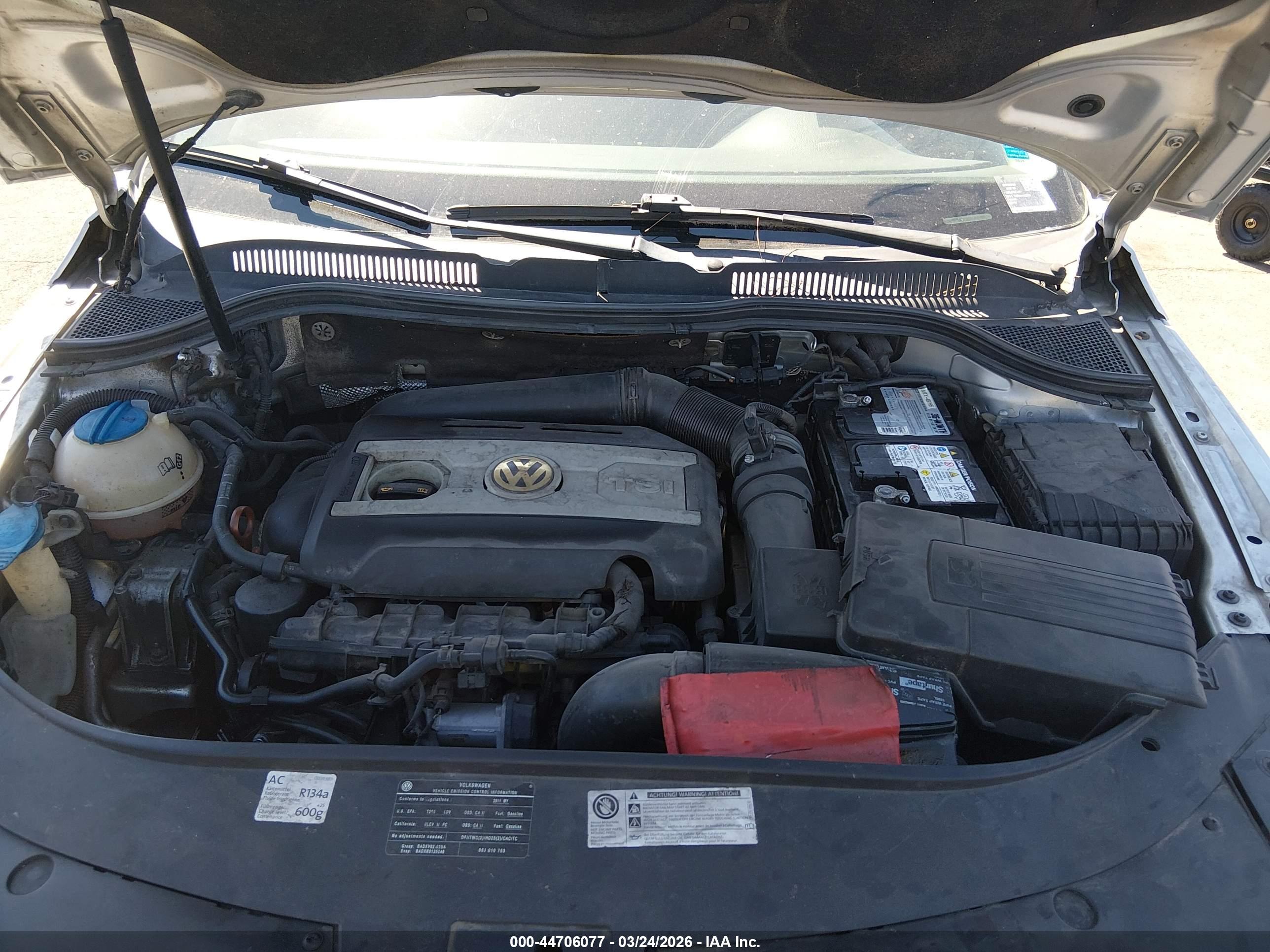 VOLKSWAGEN CC image 10