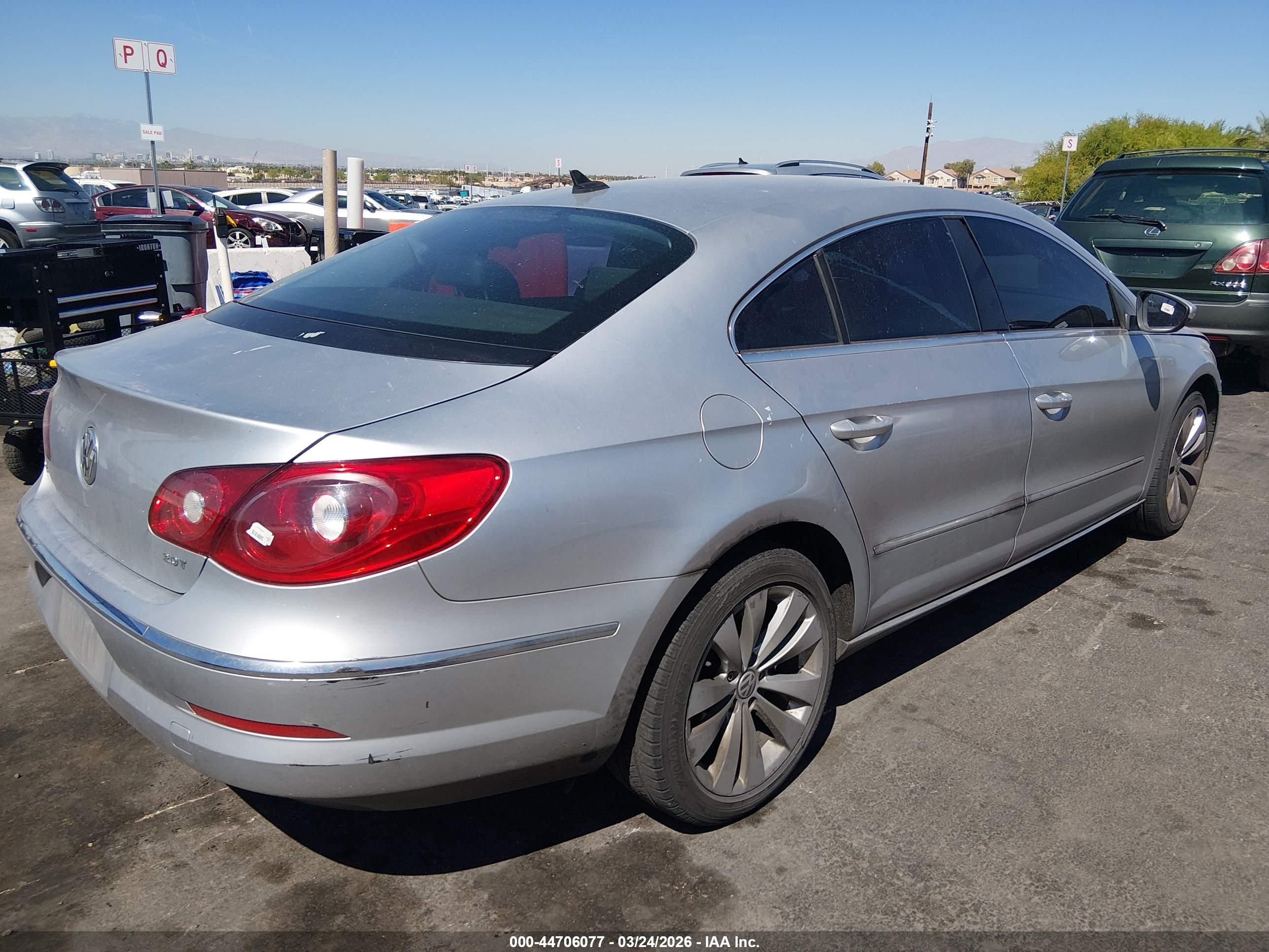 VOLKSWAGEN CC image 6