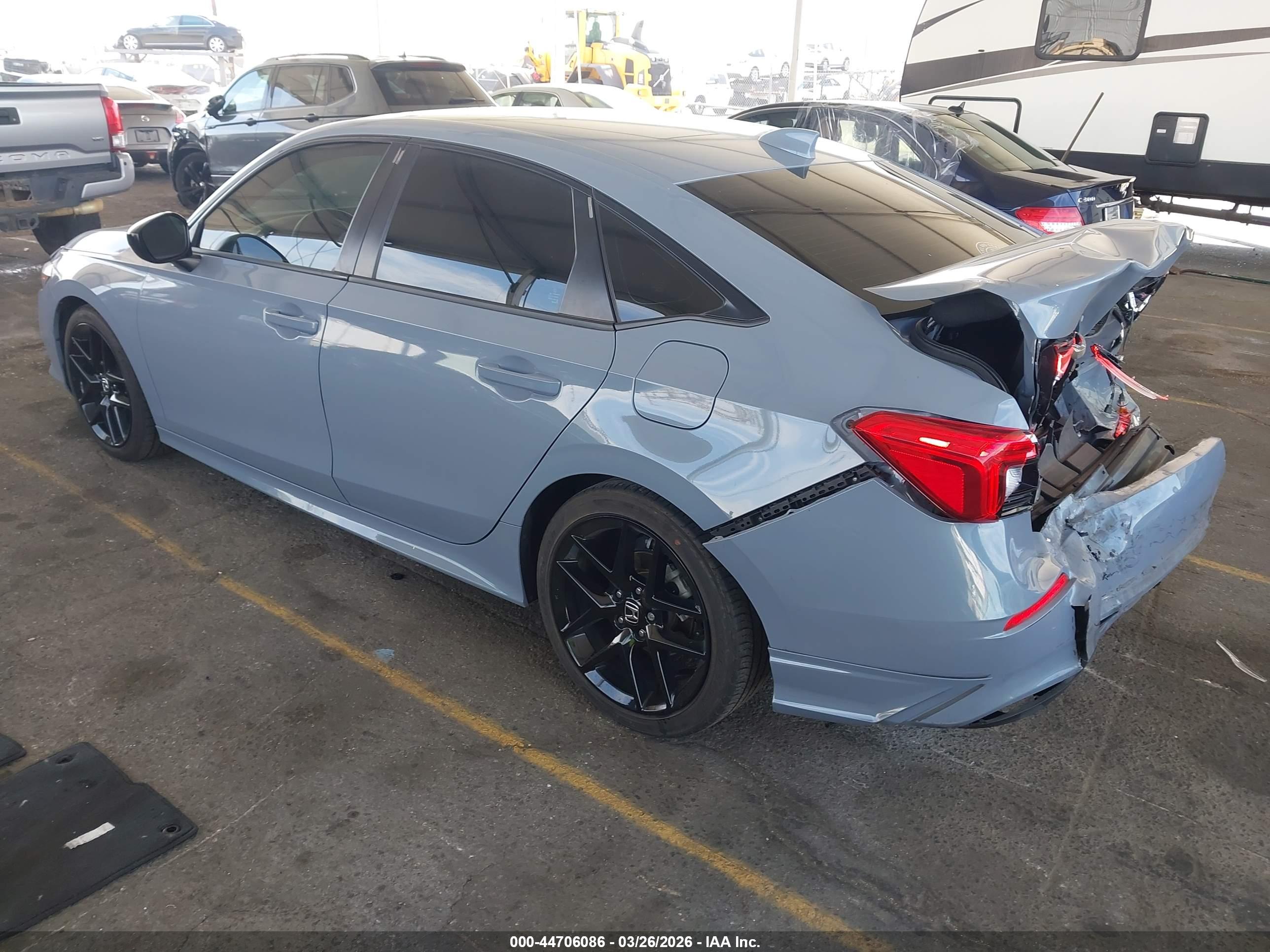 HONDA CIVIC image 3