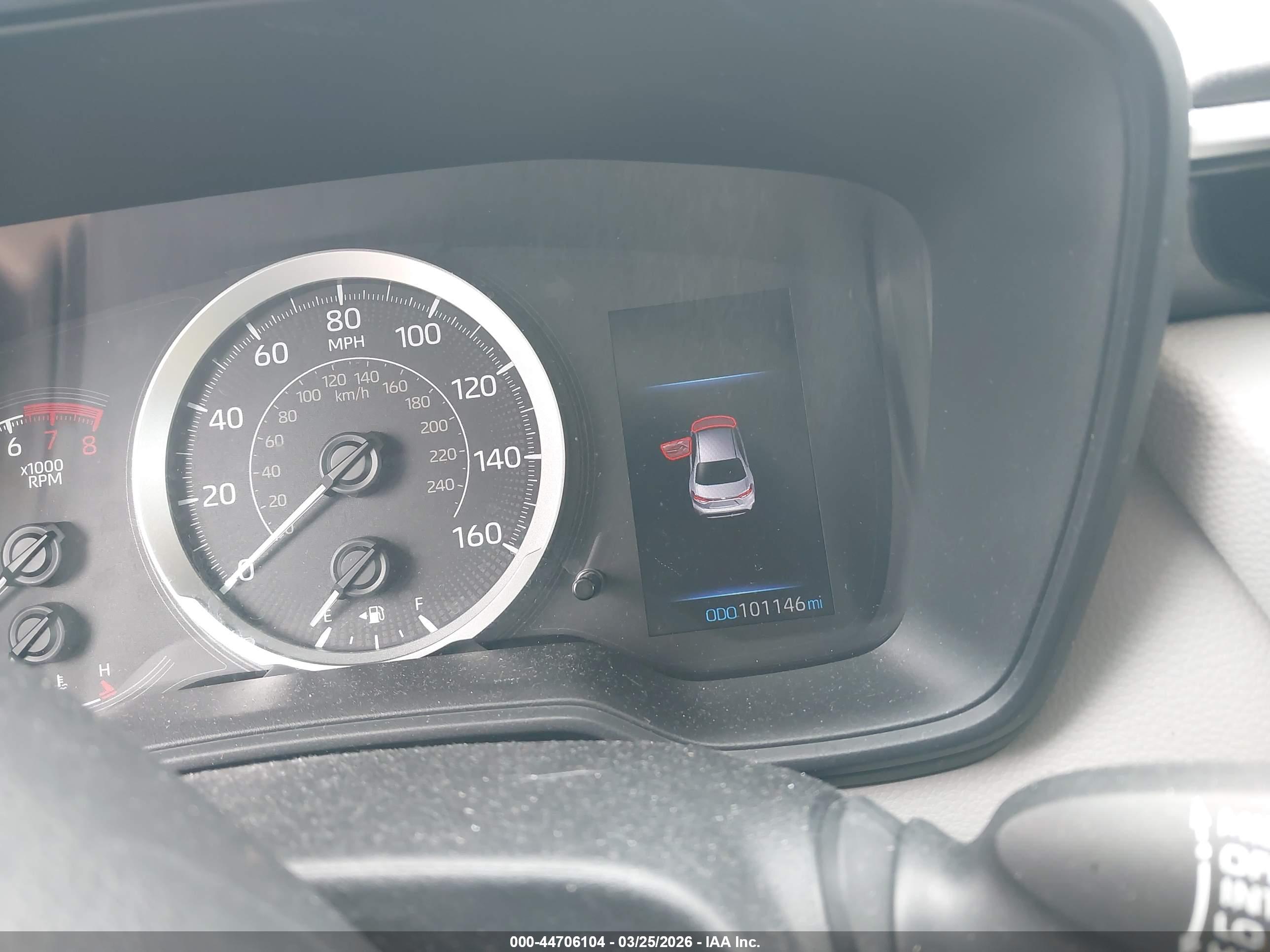 TOYOTA COROLLA image 7