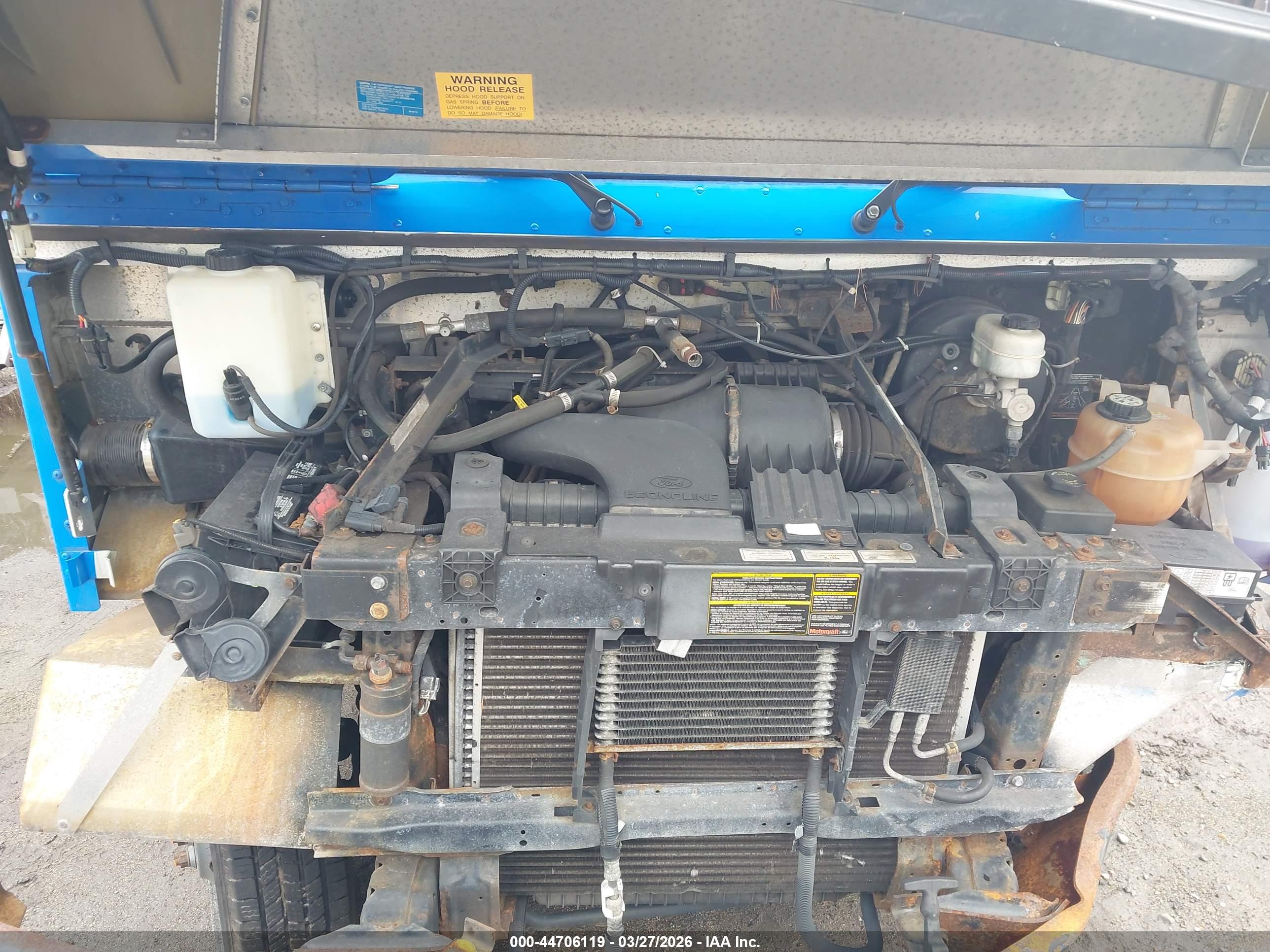 FORD E-350 image 10