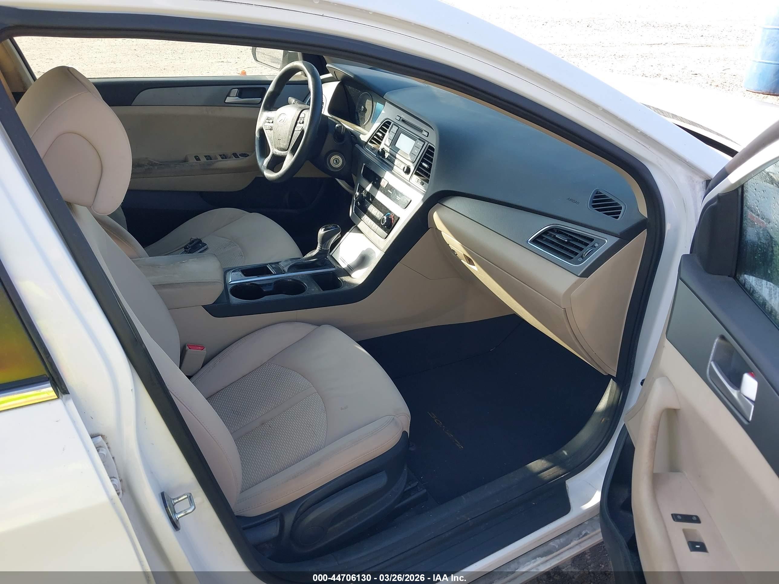 HYUNDAI SONATA image 5
