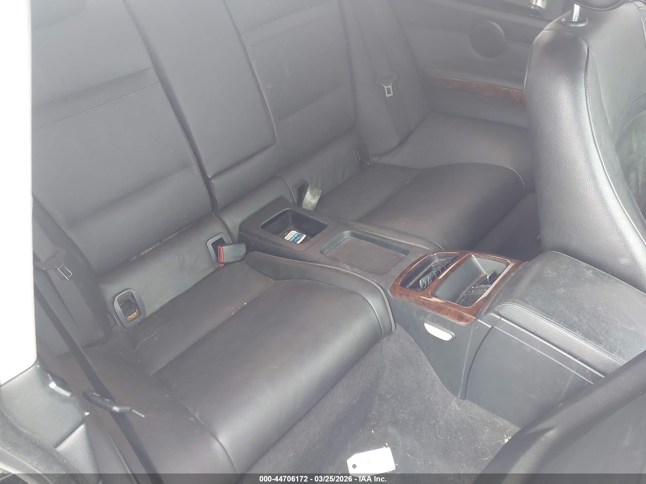 BMW 335I image 8