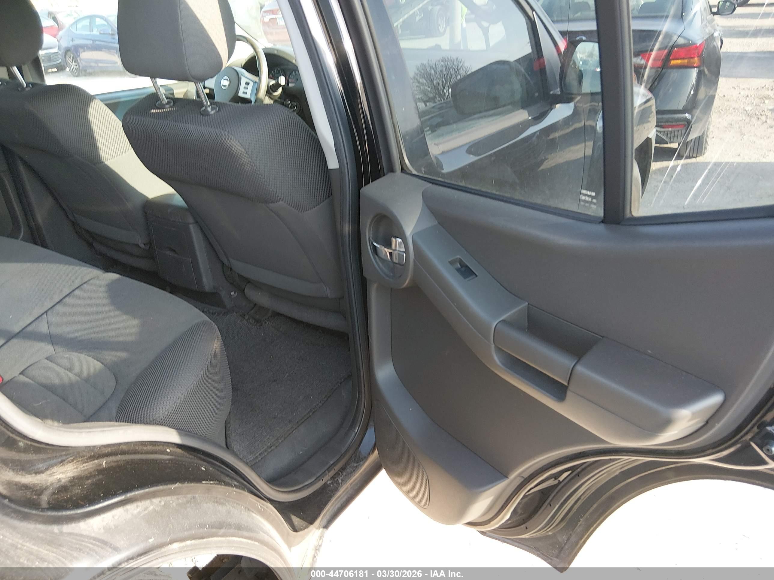 NISSAN XTERRA image 8