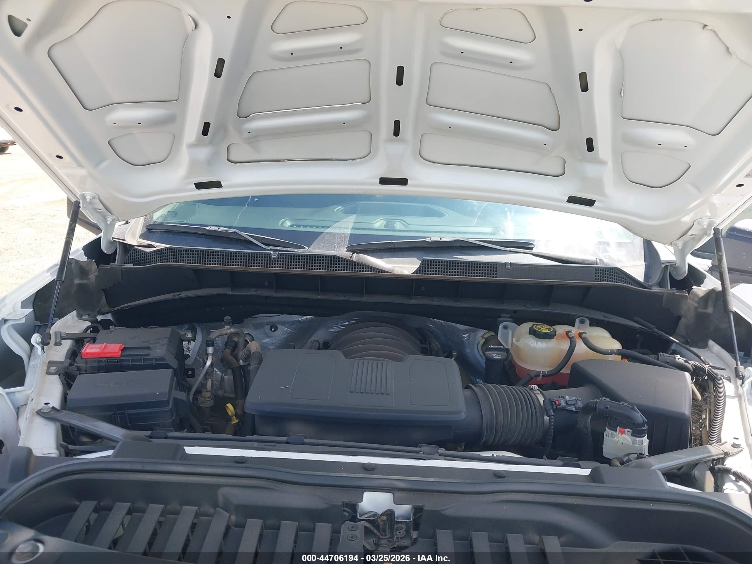 CHEVROLET SILVERADO image 10