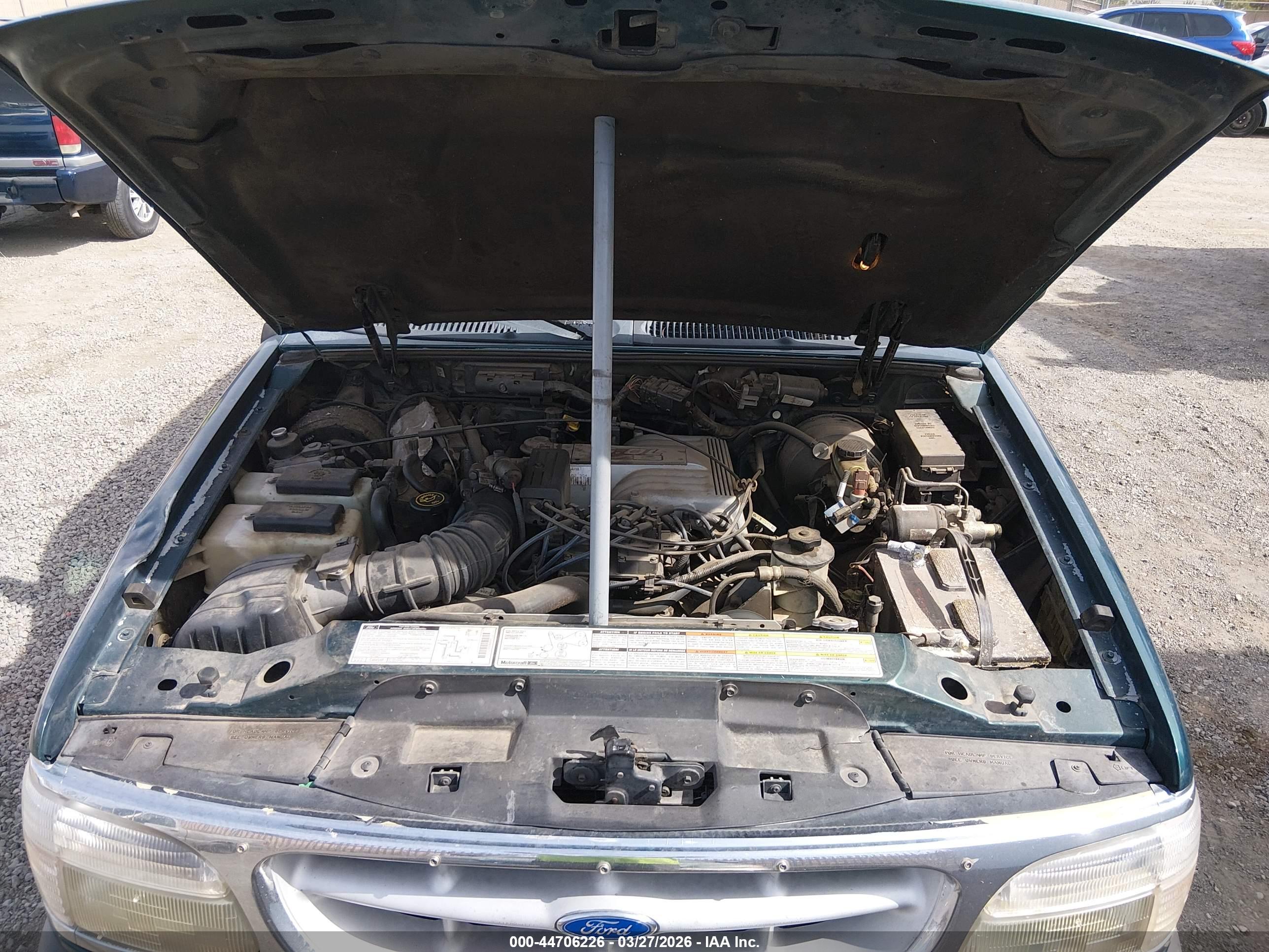 FORD EXPLORER image 10