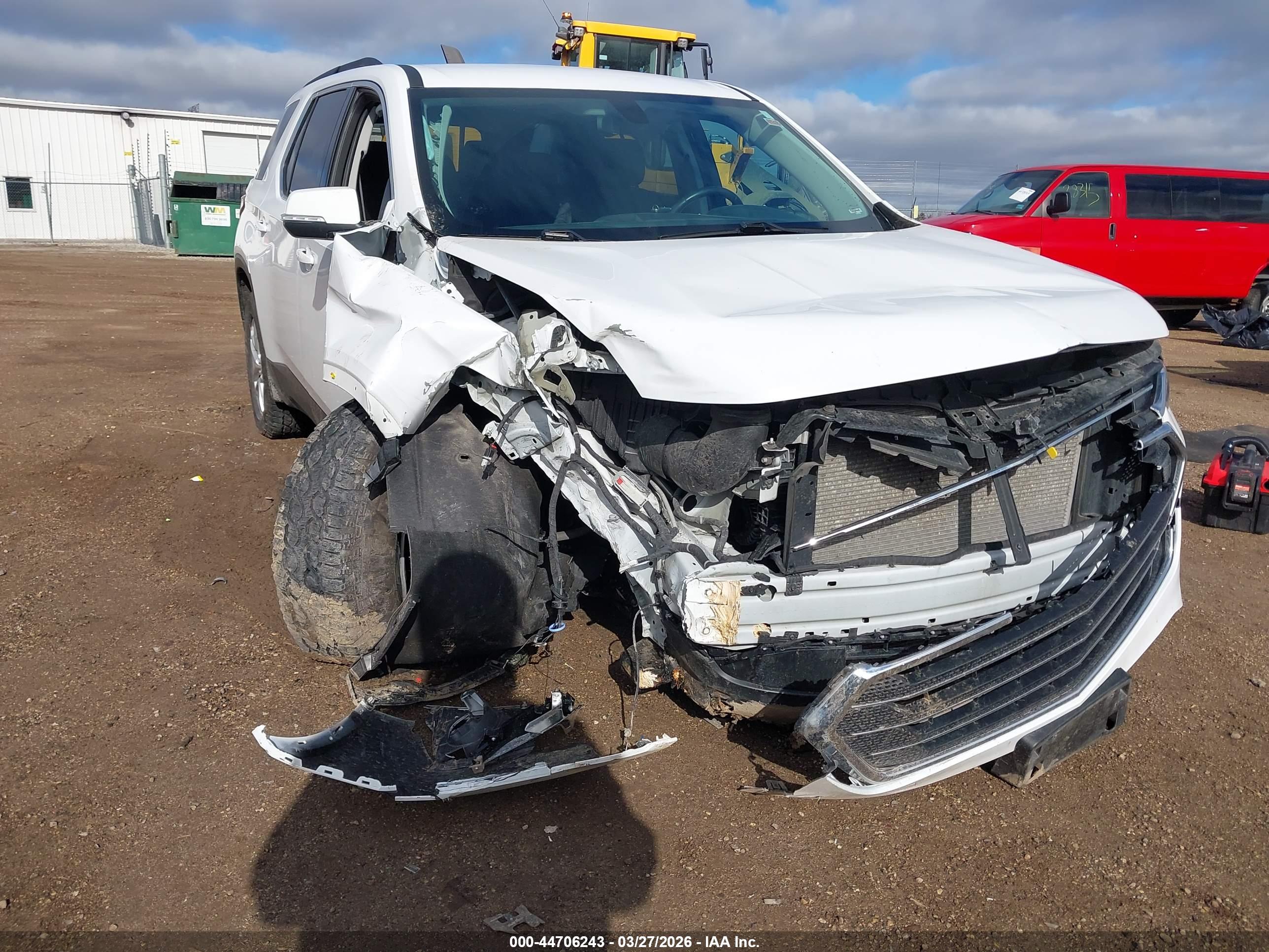 CHEVROLET TRAVERSE image 6