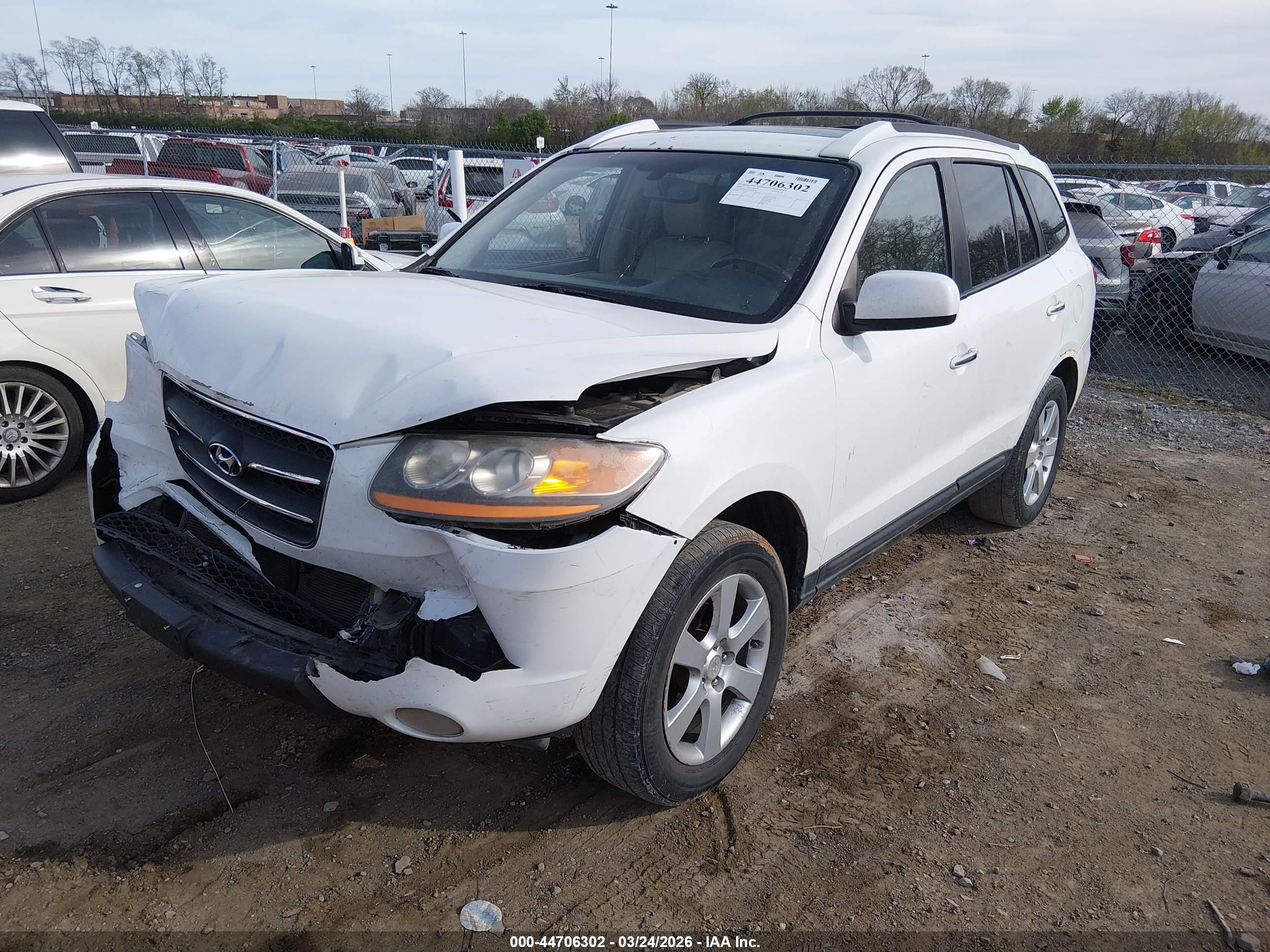 HYUNDAI SANTA image 2