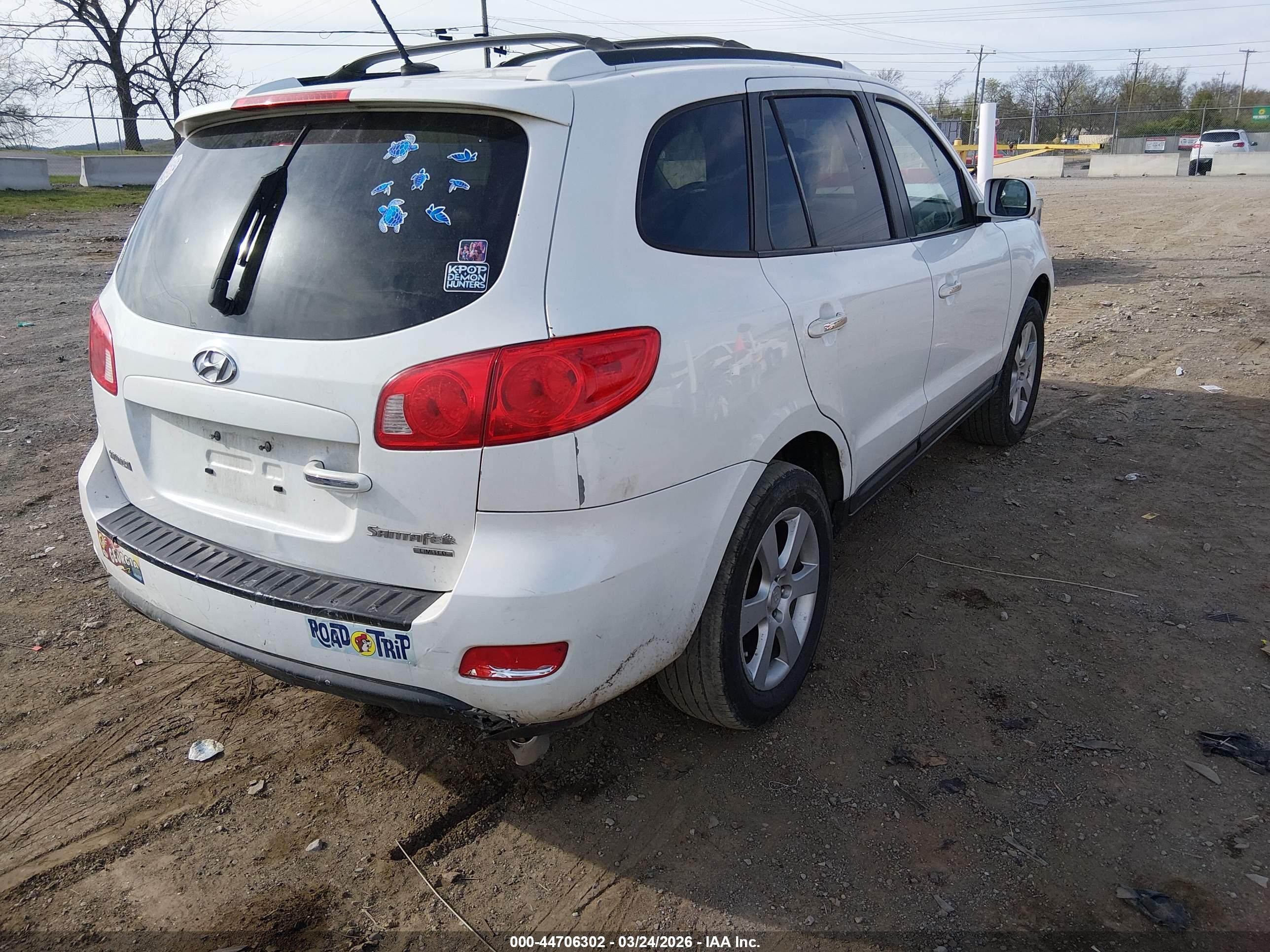 HYUNDAI SANTA image 4