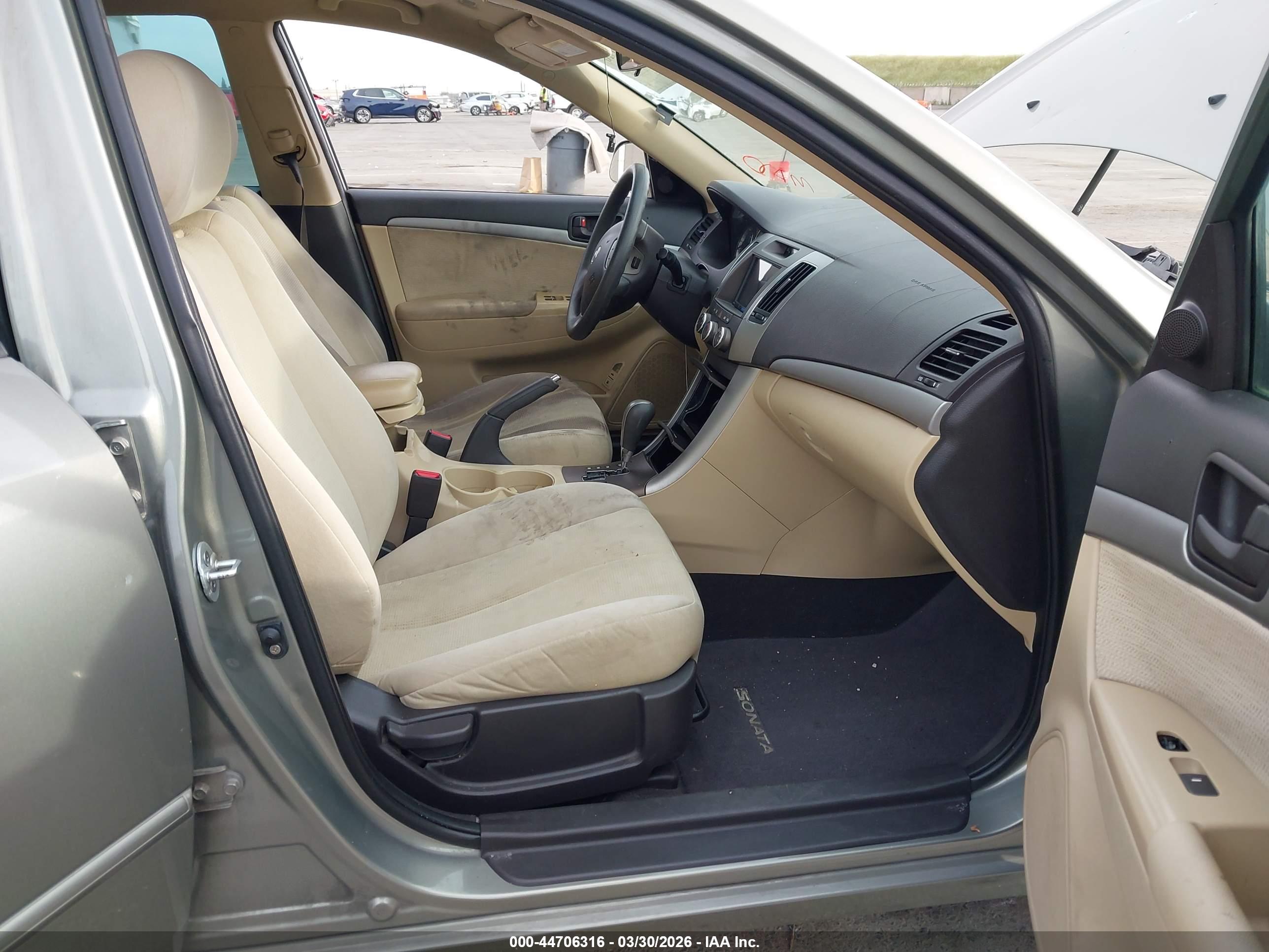 HYUNDAI SONATA image 5