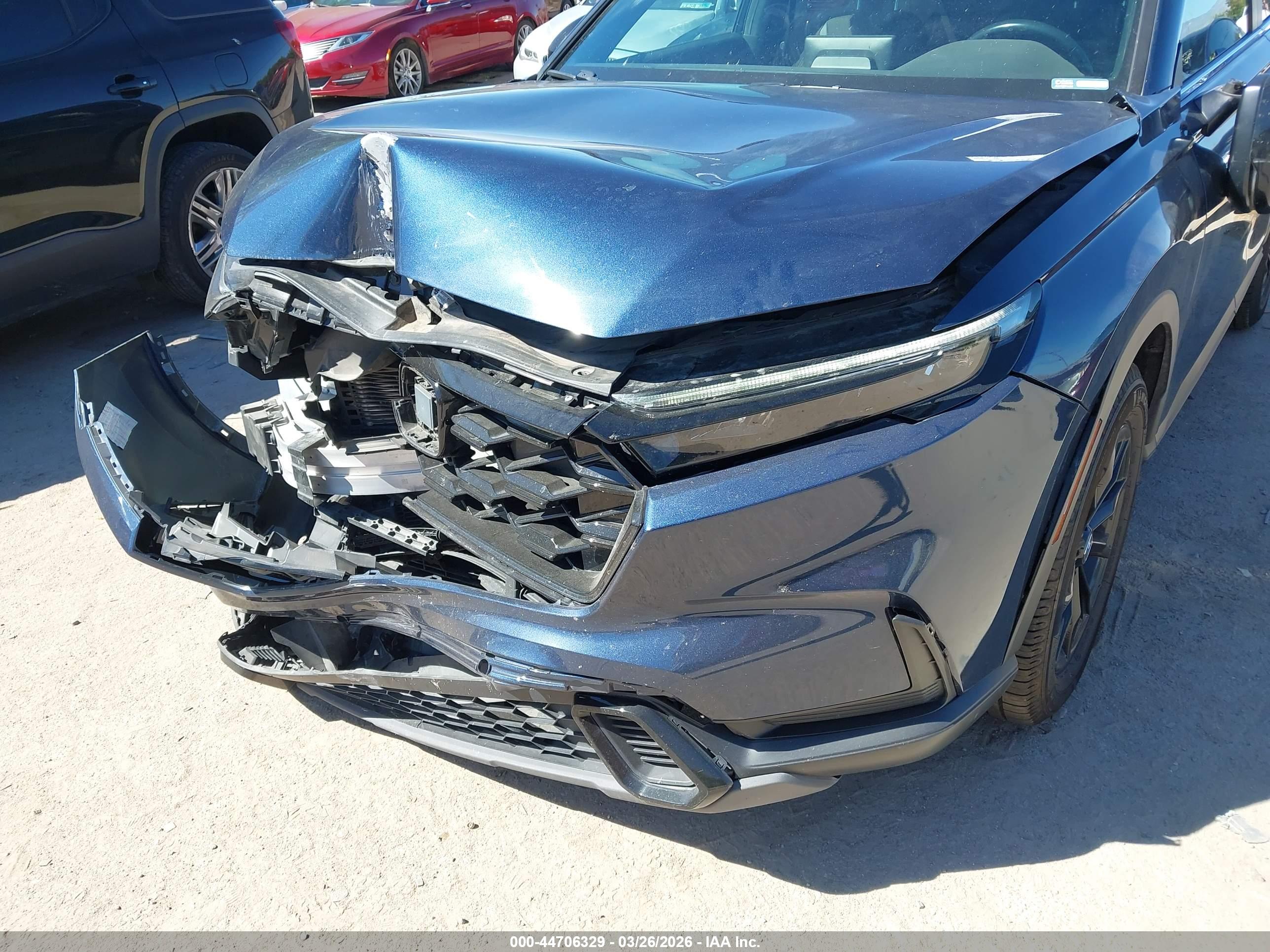 HONDA CR-V image 6
