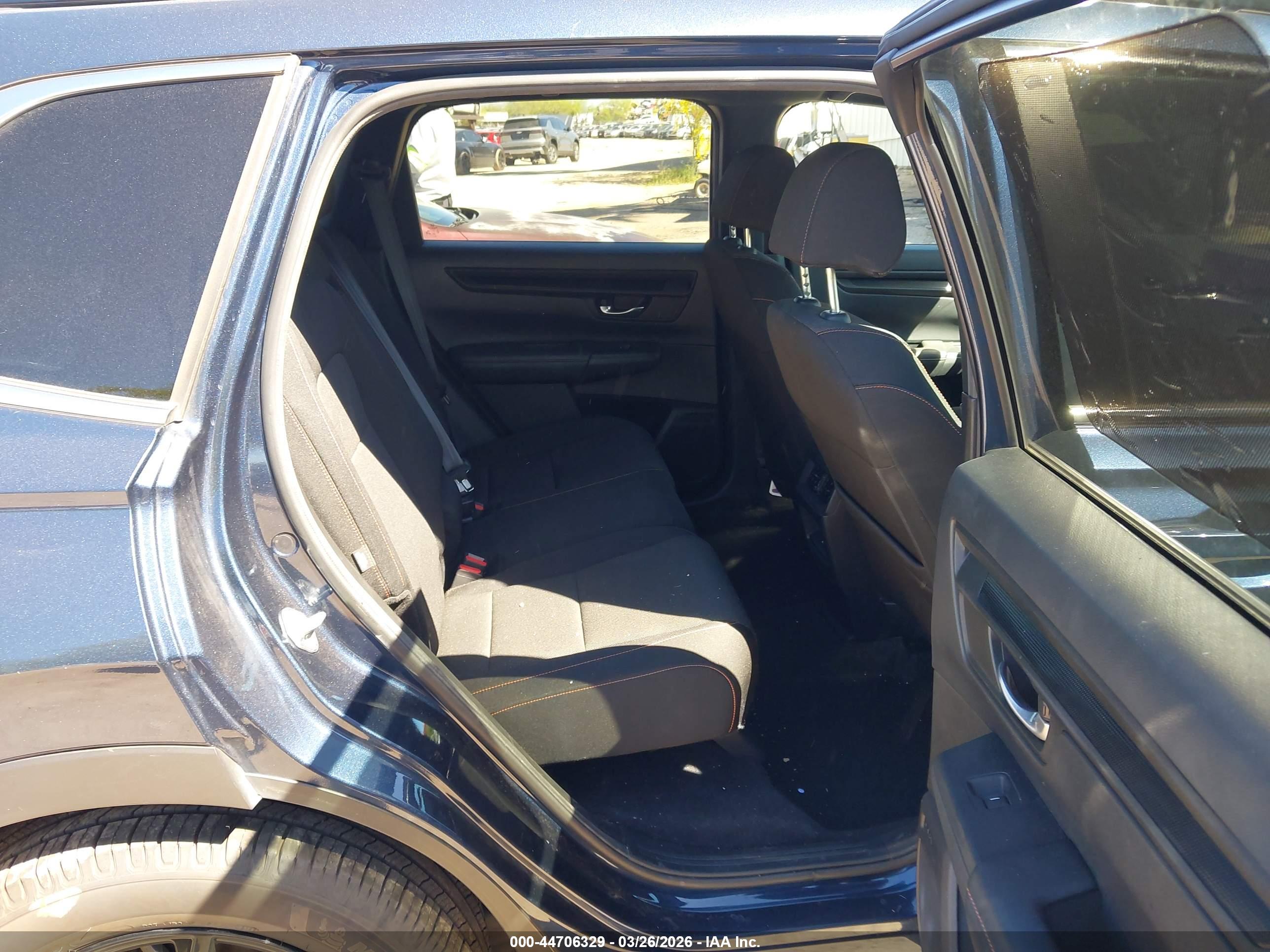 HONDA CR-V image 8