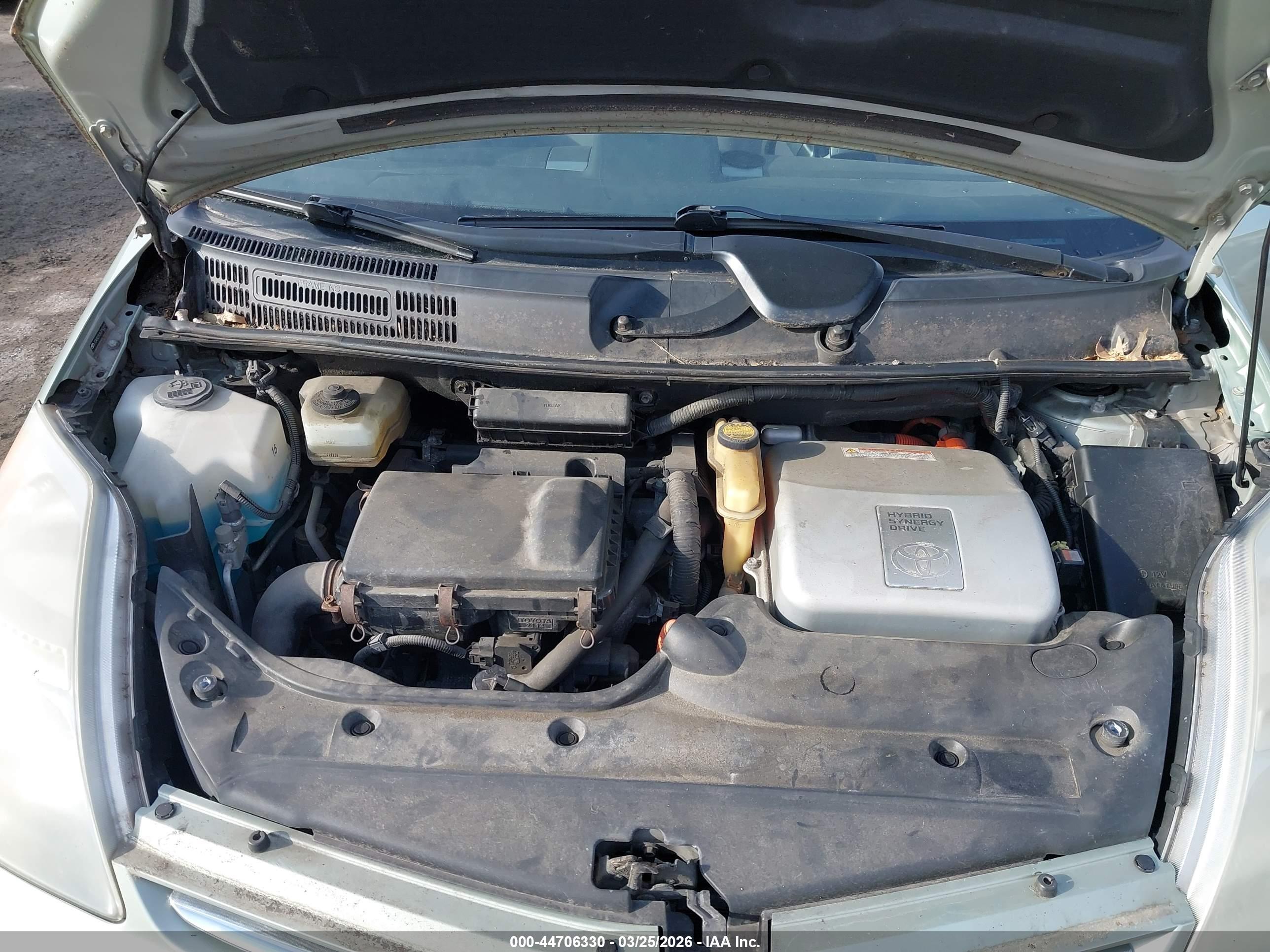 TOYOTA PRIUS image 10