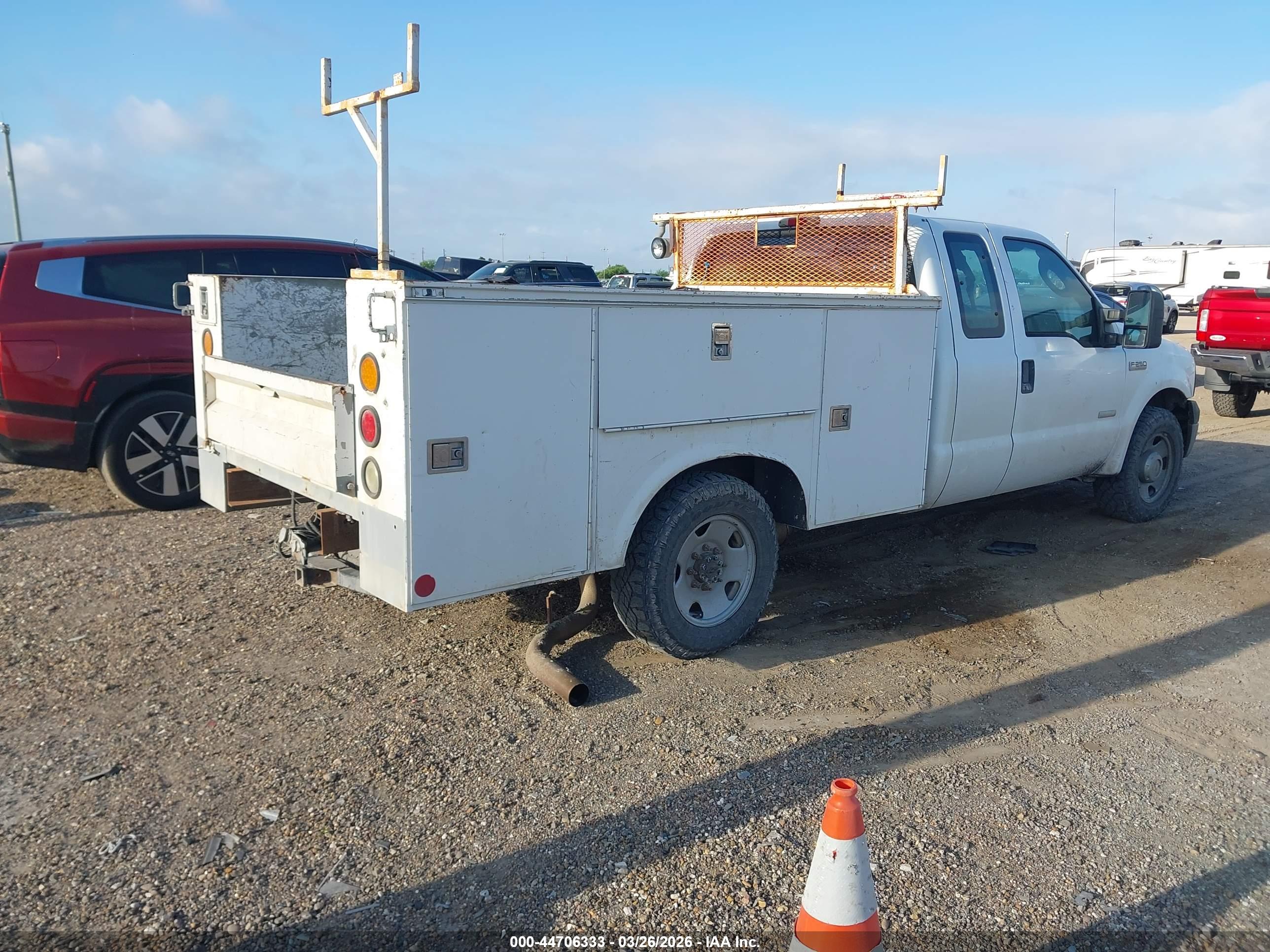 FORD F-250 image 4