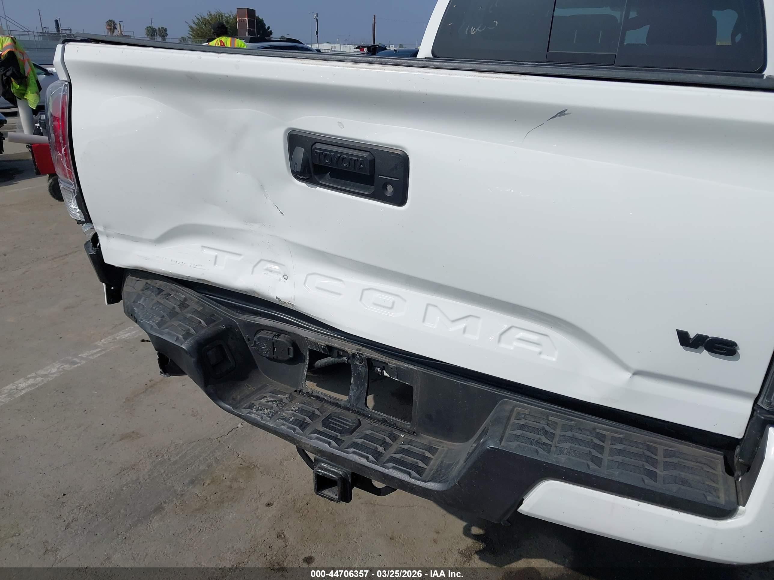 TOYOTA TACOMA image 6