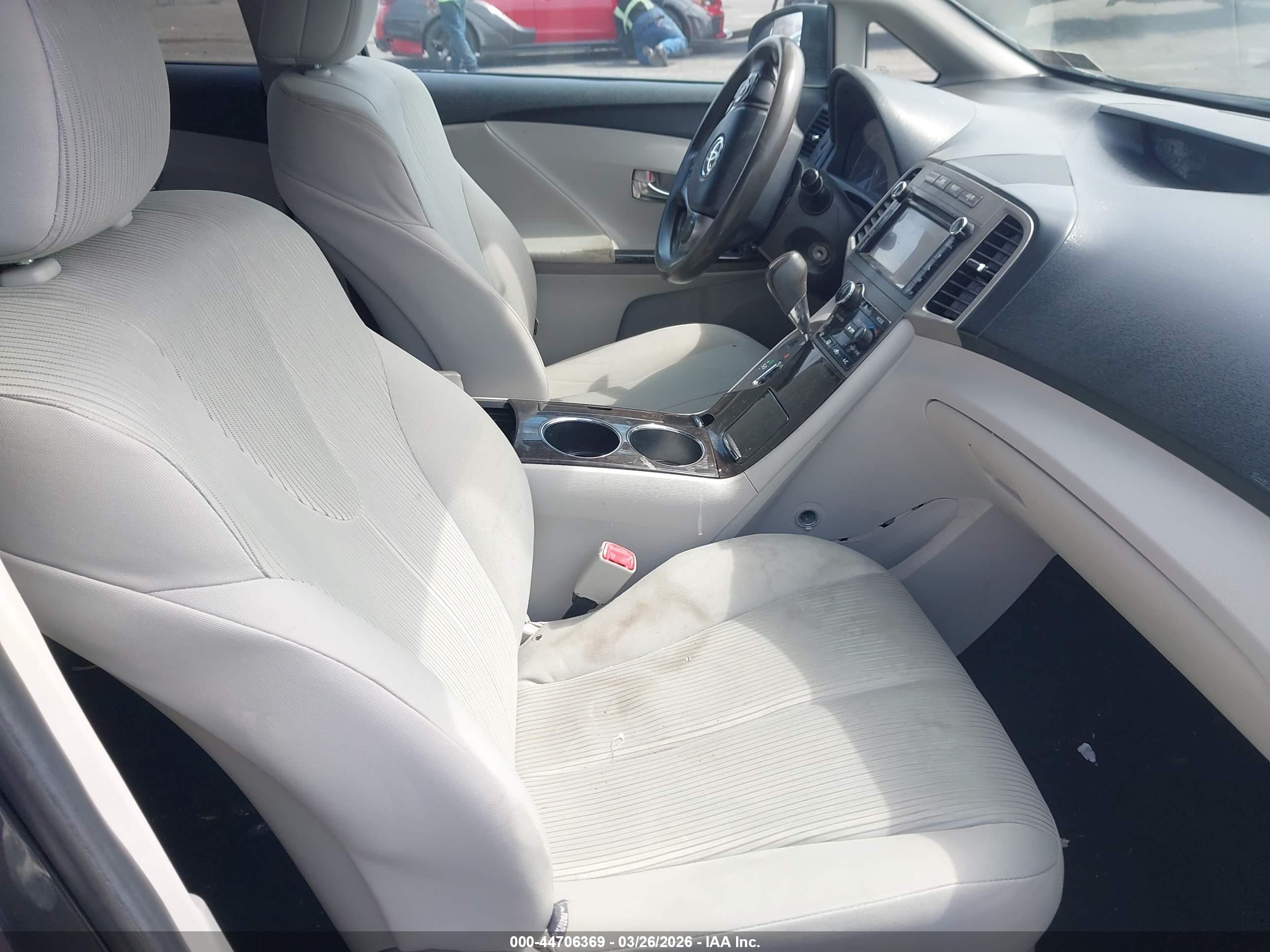 TOYOTA VENZA image 5