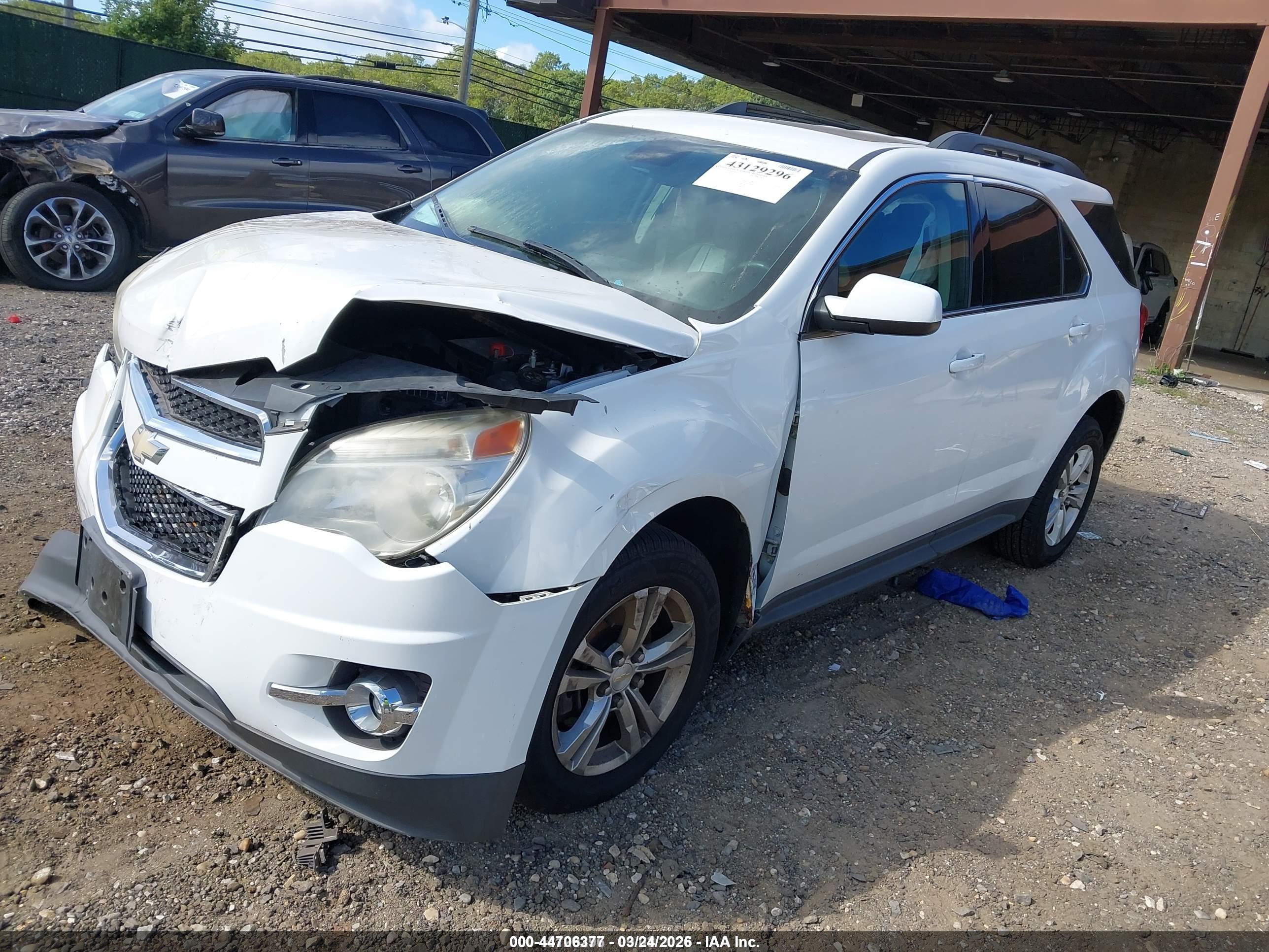 CHEVROLET EQUINOX image 2